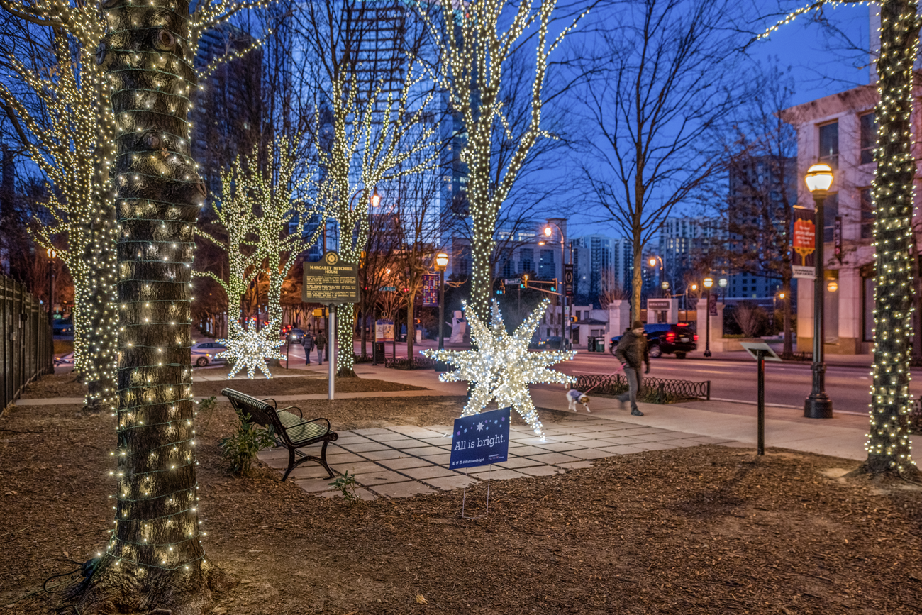 MA_HolidayLights2018_MargaretMitchell-178_web.png