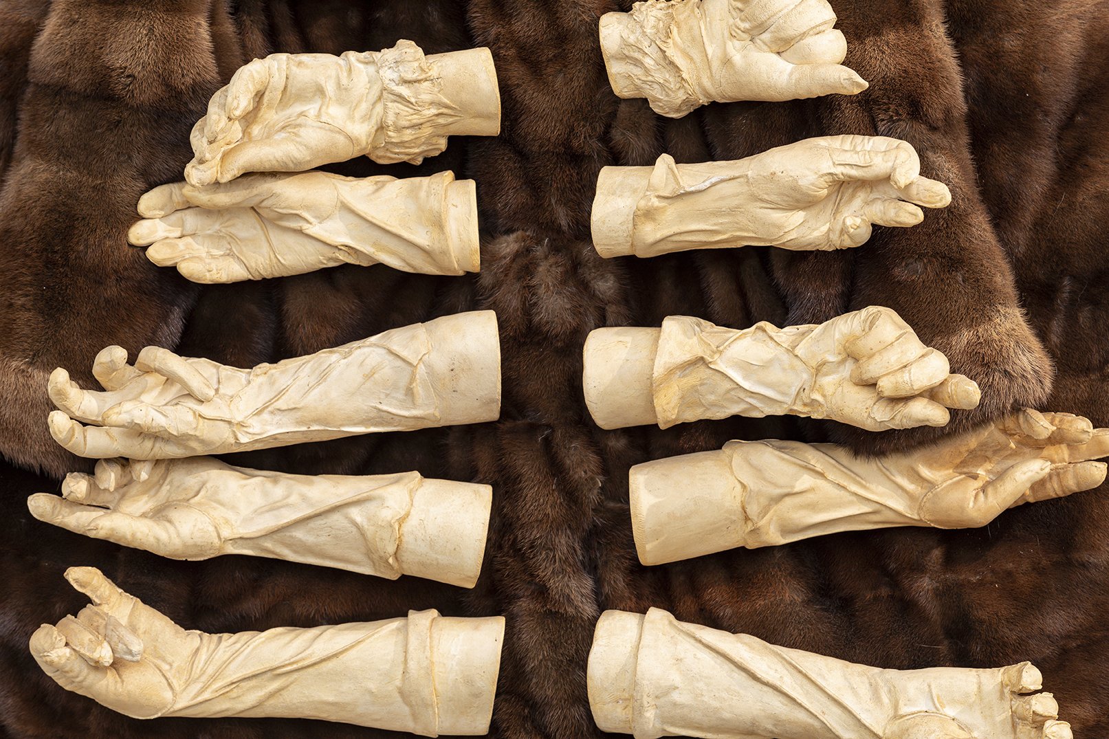  Marsha Pels,  Écorché  (detail), 2006-2008. Patined cast plaster, 10 pairs of Pels’ arms cast in her mother’s gloves, her mother’s mink coat. 47 x 47 x 14 inches  