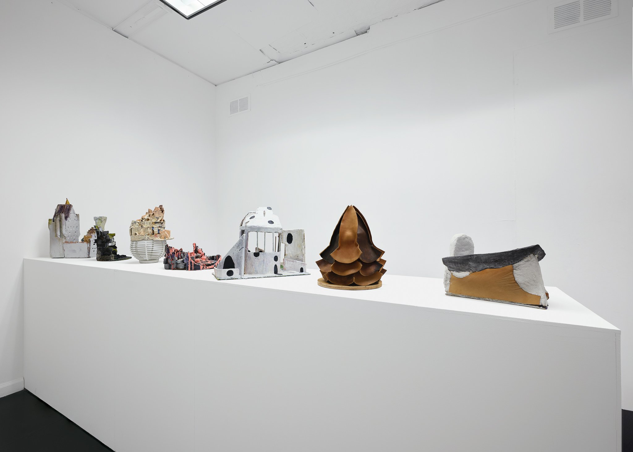  Installation view. 