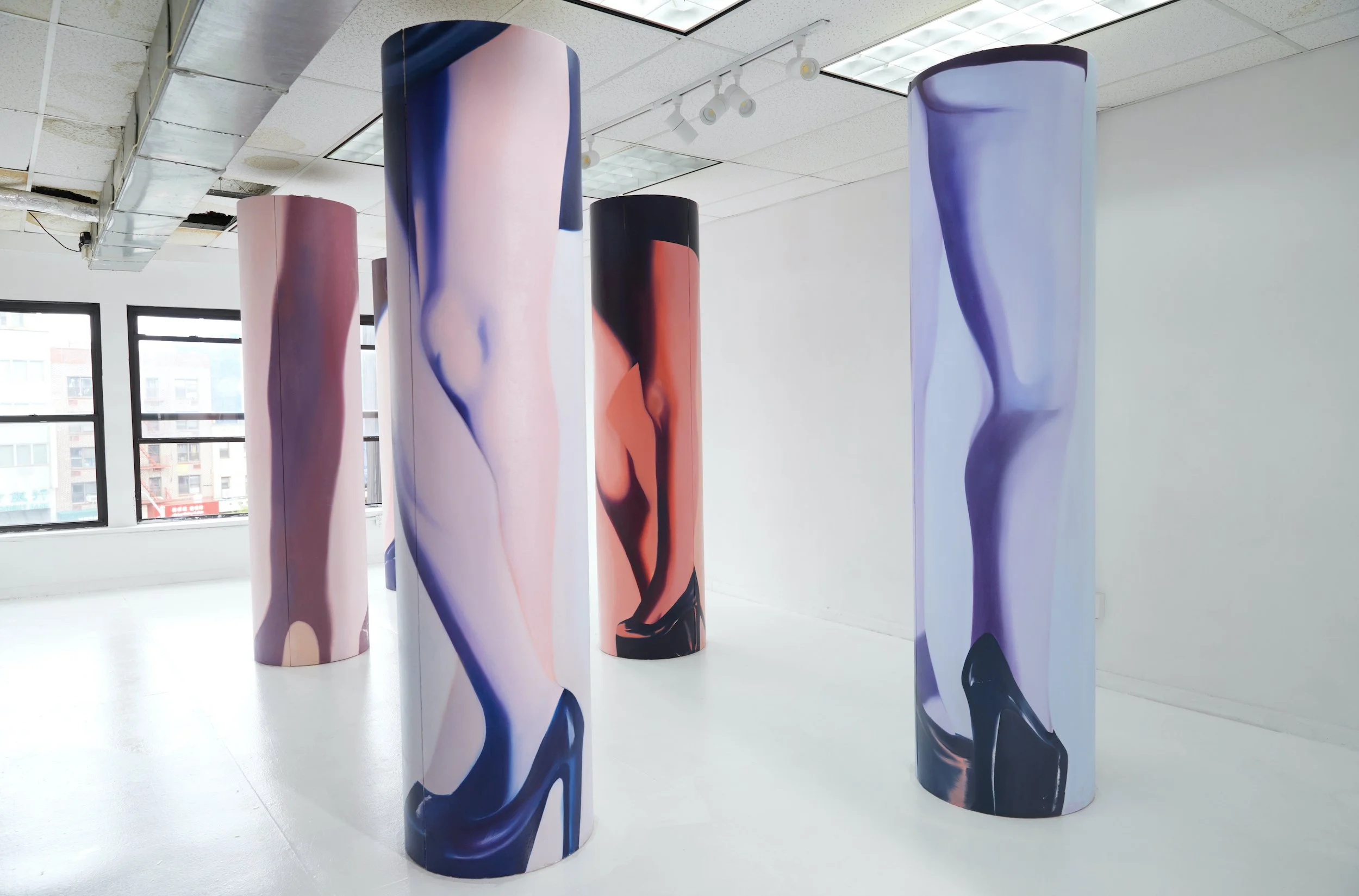  Installation view. 