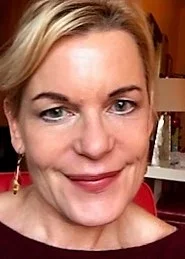 about — Jennifer R. Wynn