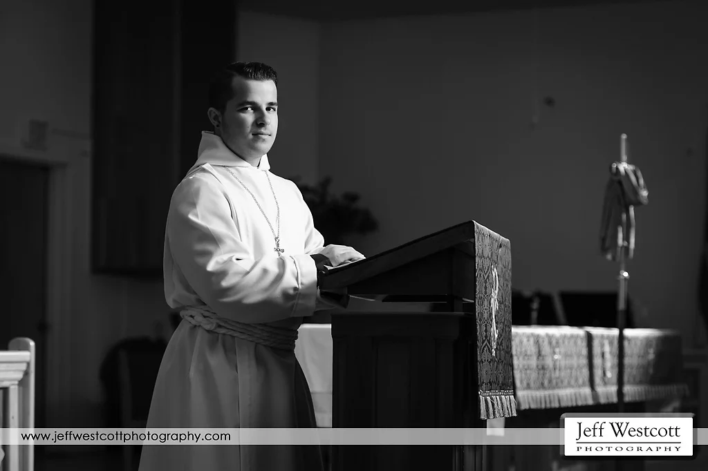 senior portraits jacksonville church