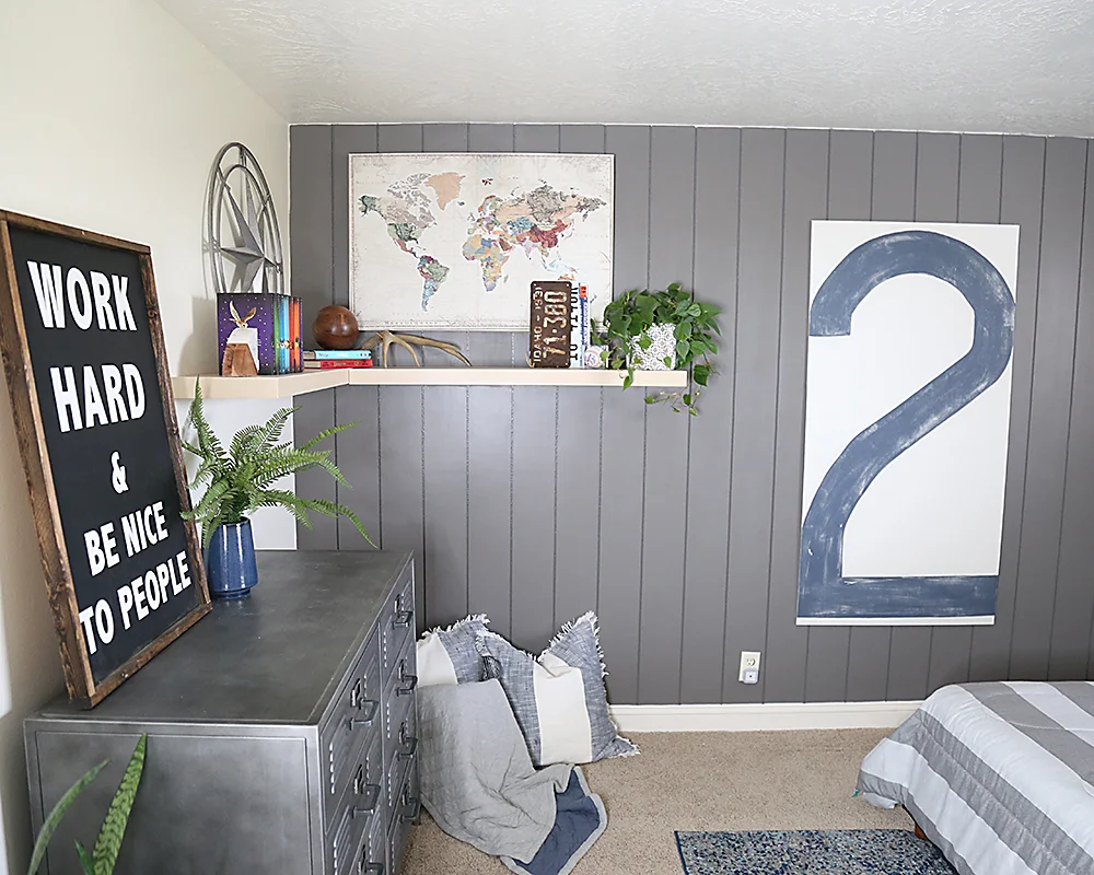 TeenBoysRoom2.jpg