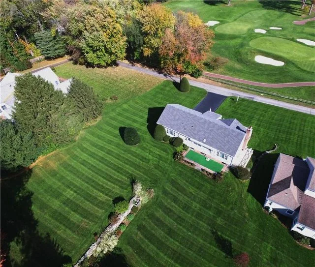 4 Raymond Lane, Norwalk