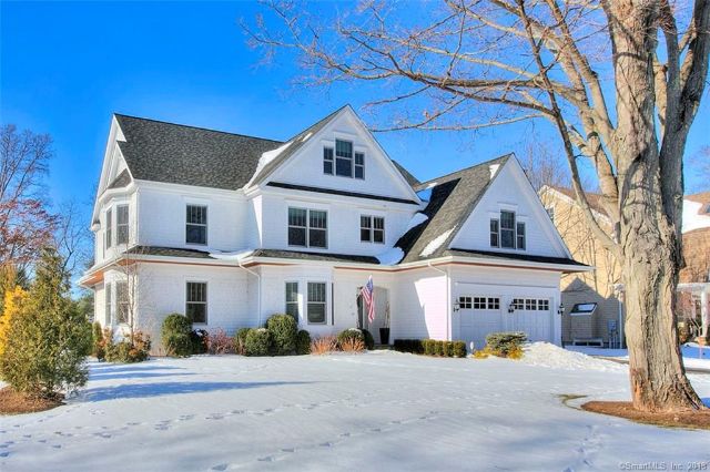 19 Woodhill Road, Westport