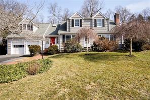 21 Webb Road, Westport