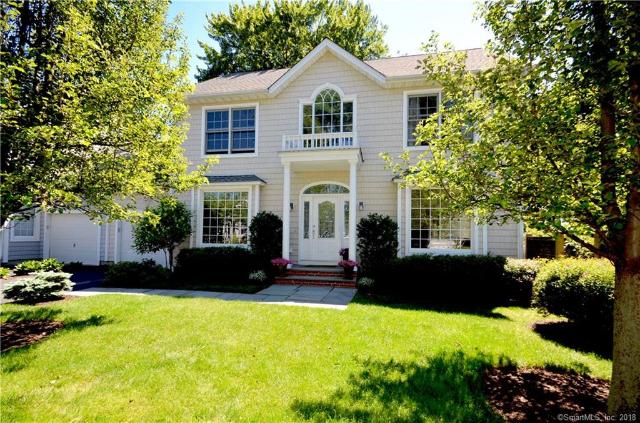 18 Ennis Lane #18, Fairfield