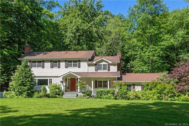 16 White Woods Lane, Westport