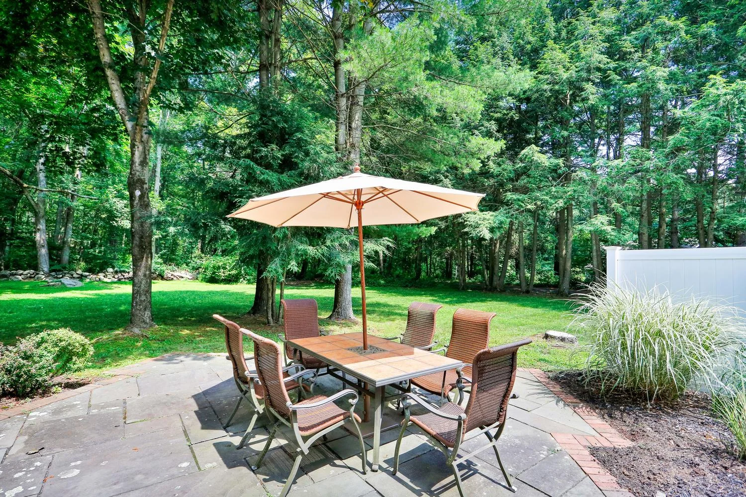Patio_161 Old Hyde Rd Weston CT-large-031-036-034-1500x1000-72dpi.jpg