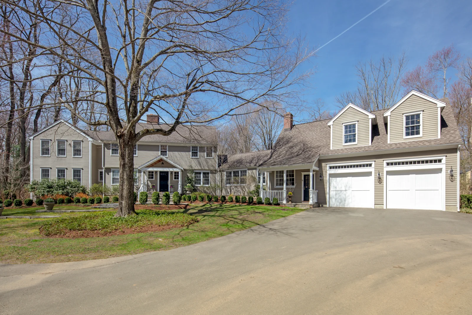 13 Joanne Lane, Weston