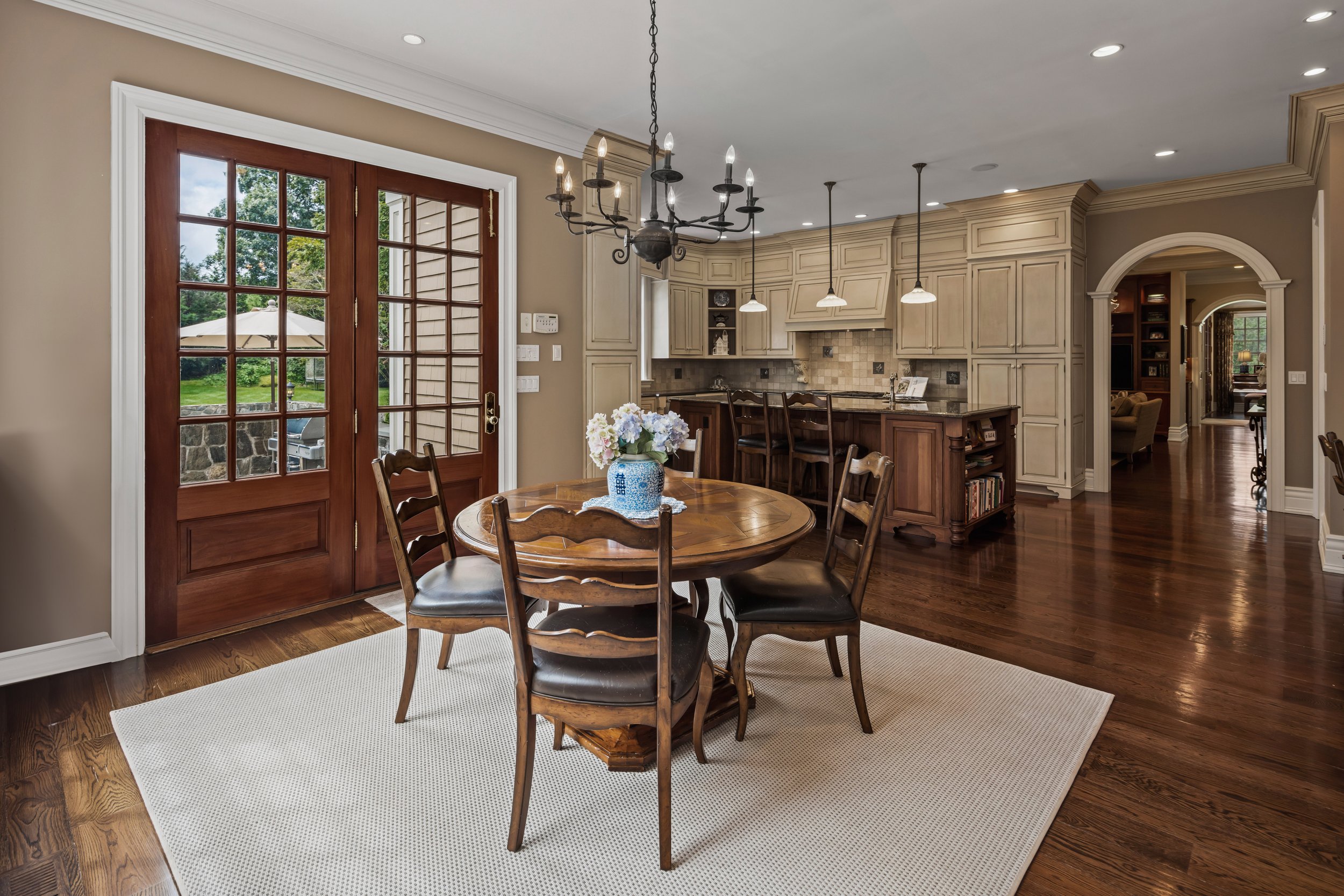 Kitchen with eat-in area at 5 Boxwood Ln, Westport, CT 06880-125.jpg