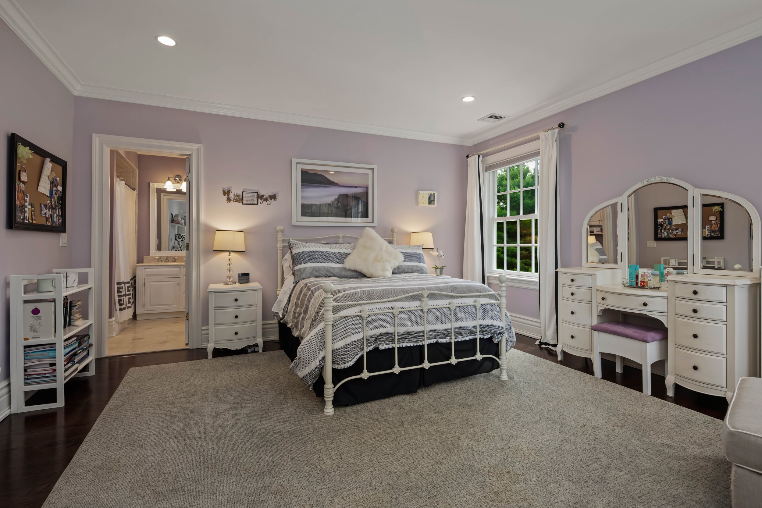 Ensuite bedroom of 5 Boxwood Ln, Westport, CT 06880-137.jpg