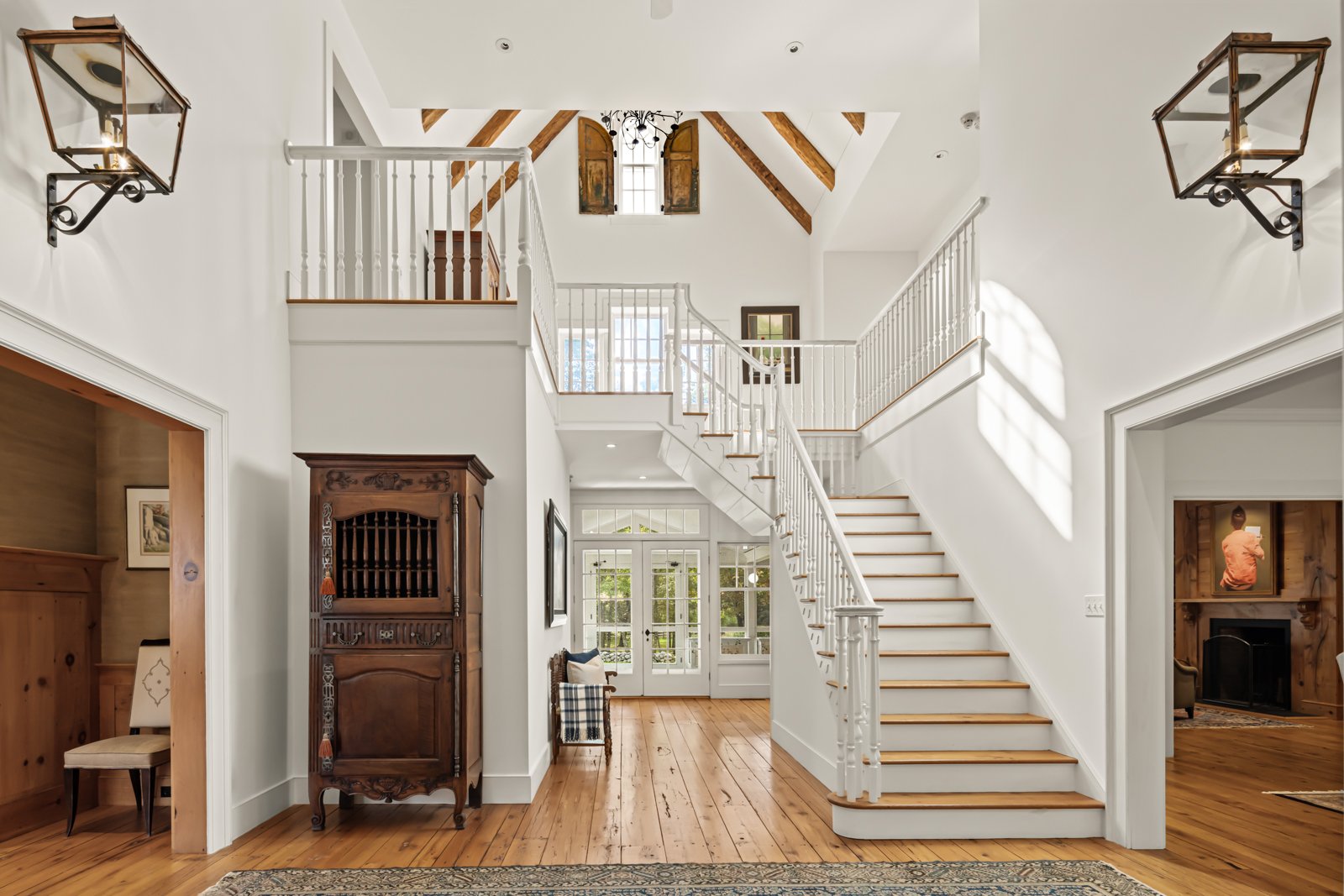 Foyer_6 Wedges Field Weston CT-2.jpg