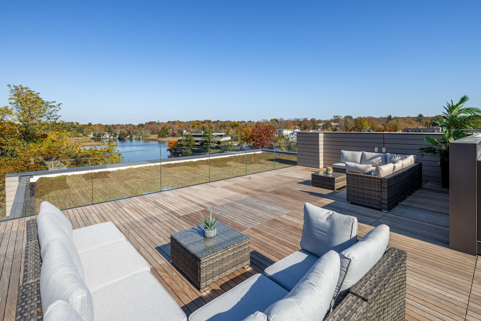 Rooftop life at Bankside_60 Wilton Road Westport CT-12.jpg