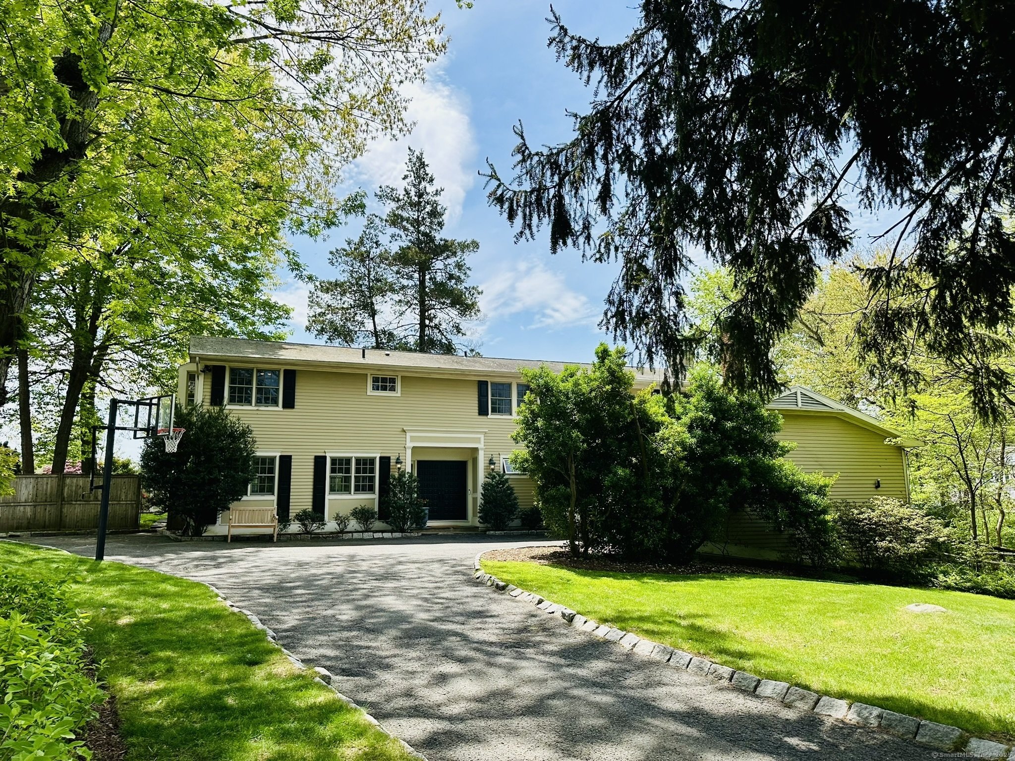 109 Kings Highway South, Westport