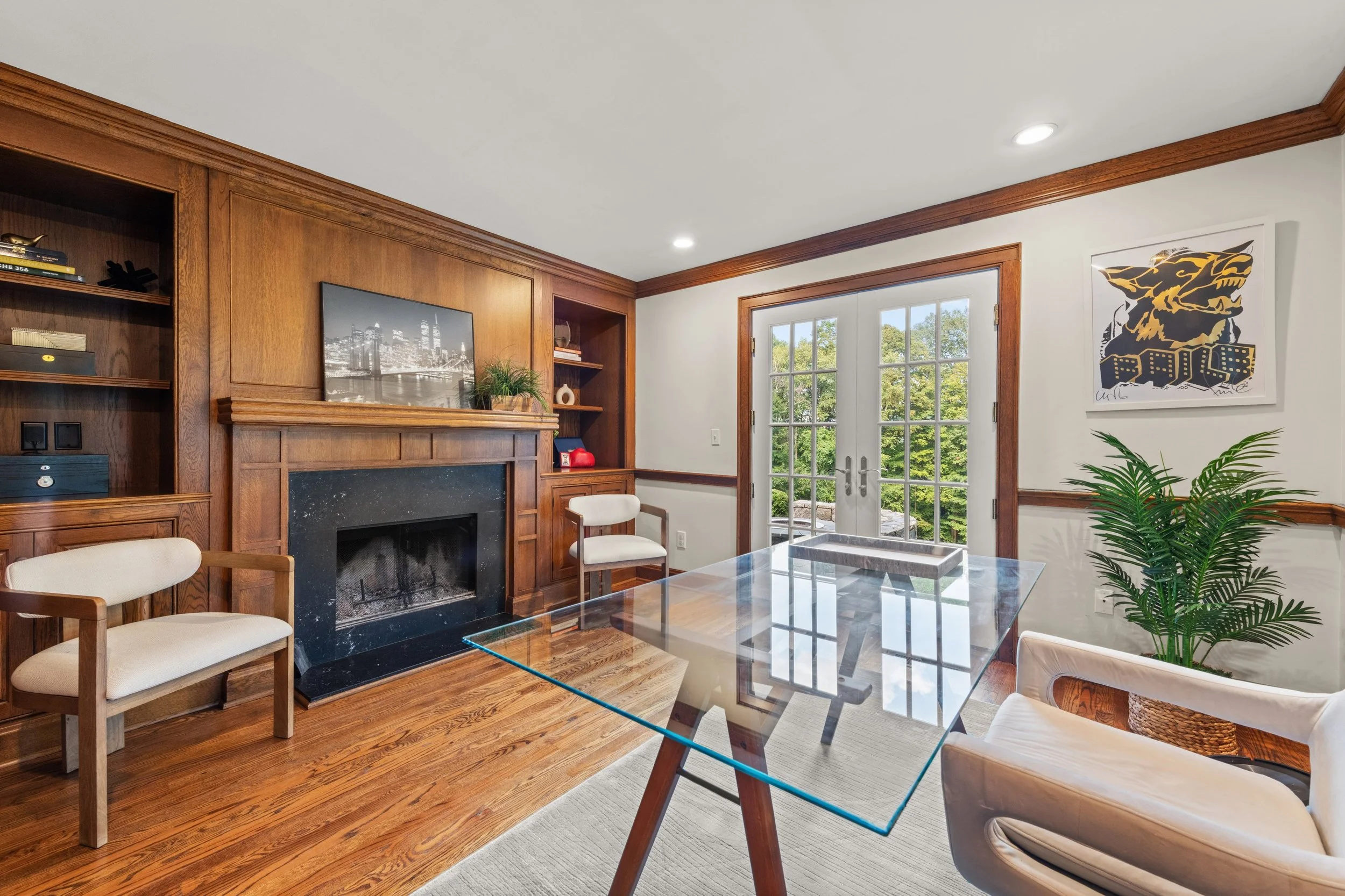 Home-office-fireplace_028-304ChestnutHillRoad-Wilton-CT-06897-SMALL.jpg