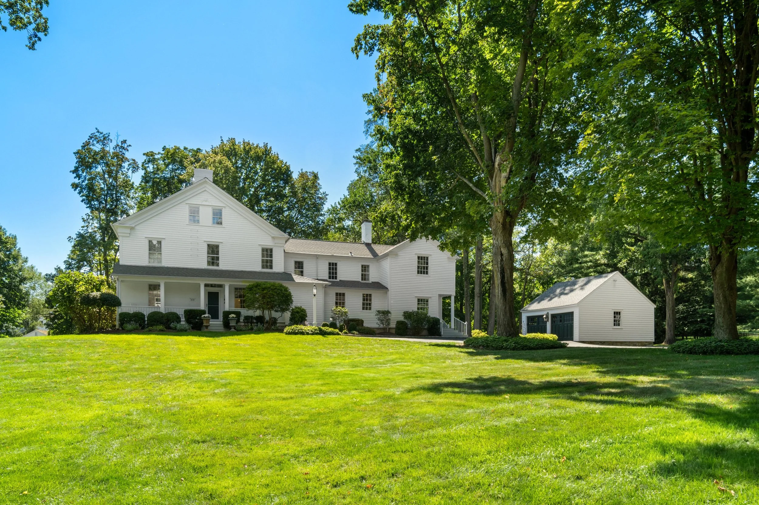 Under Contract - 365 Greens Farms Road