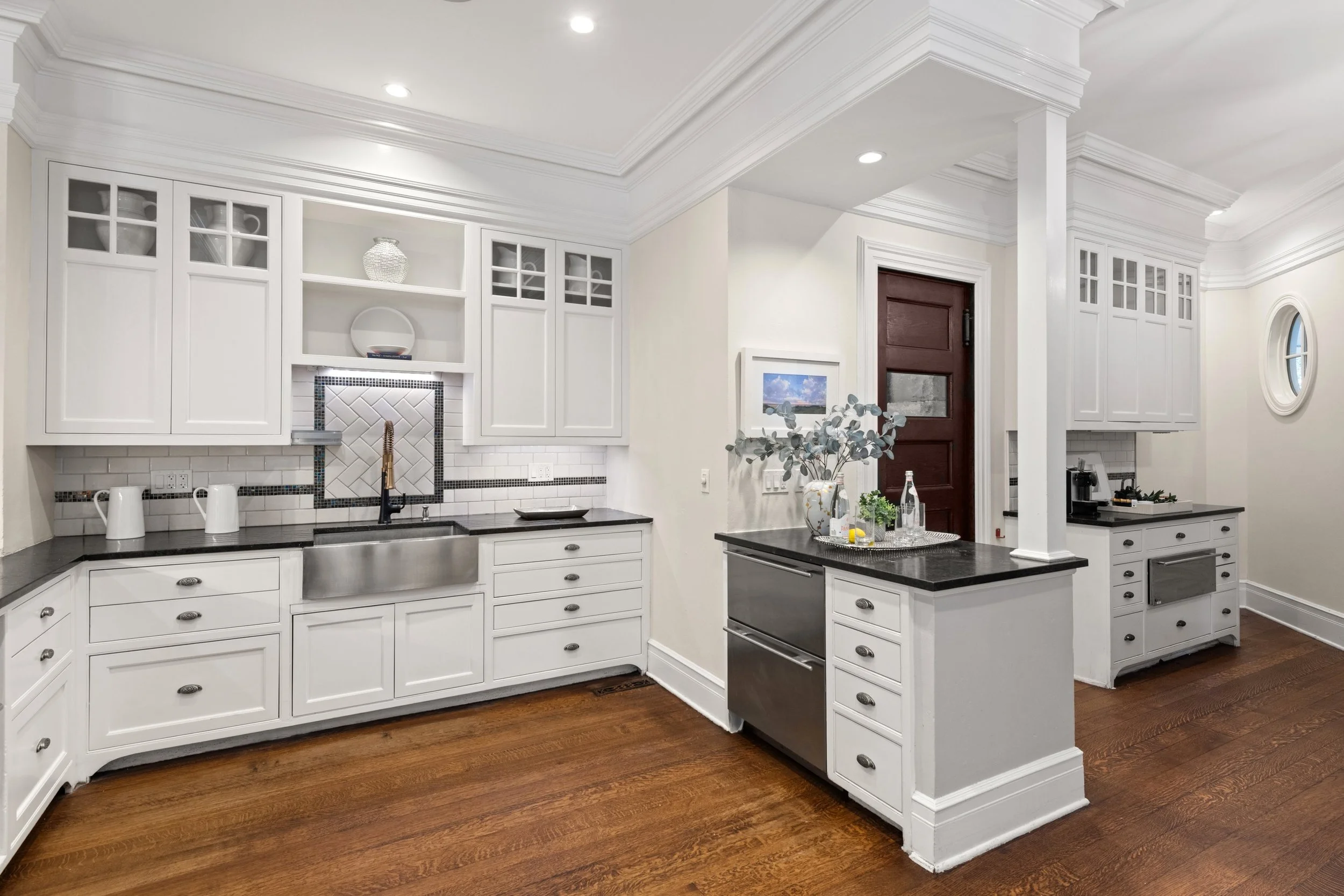Kitchen-beverage-center_036_249-greens-farms-road-westport-ct-06880.jpg