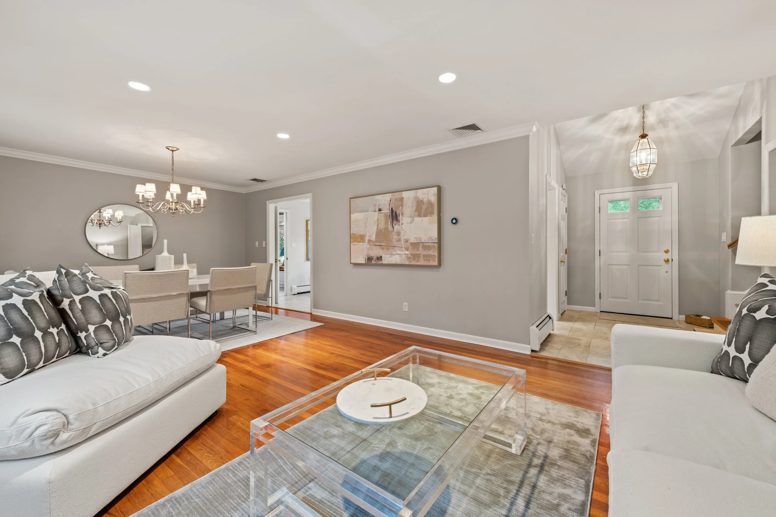 Foyer-to-open-living-spaces_030-70-Winding-Lane-Norwalk-CT-06851.jpg