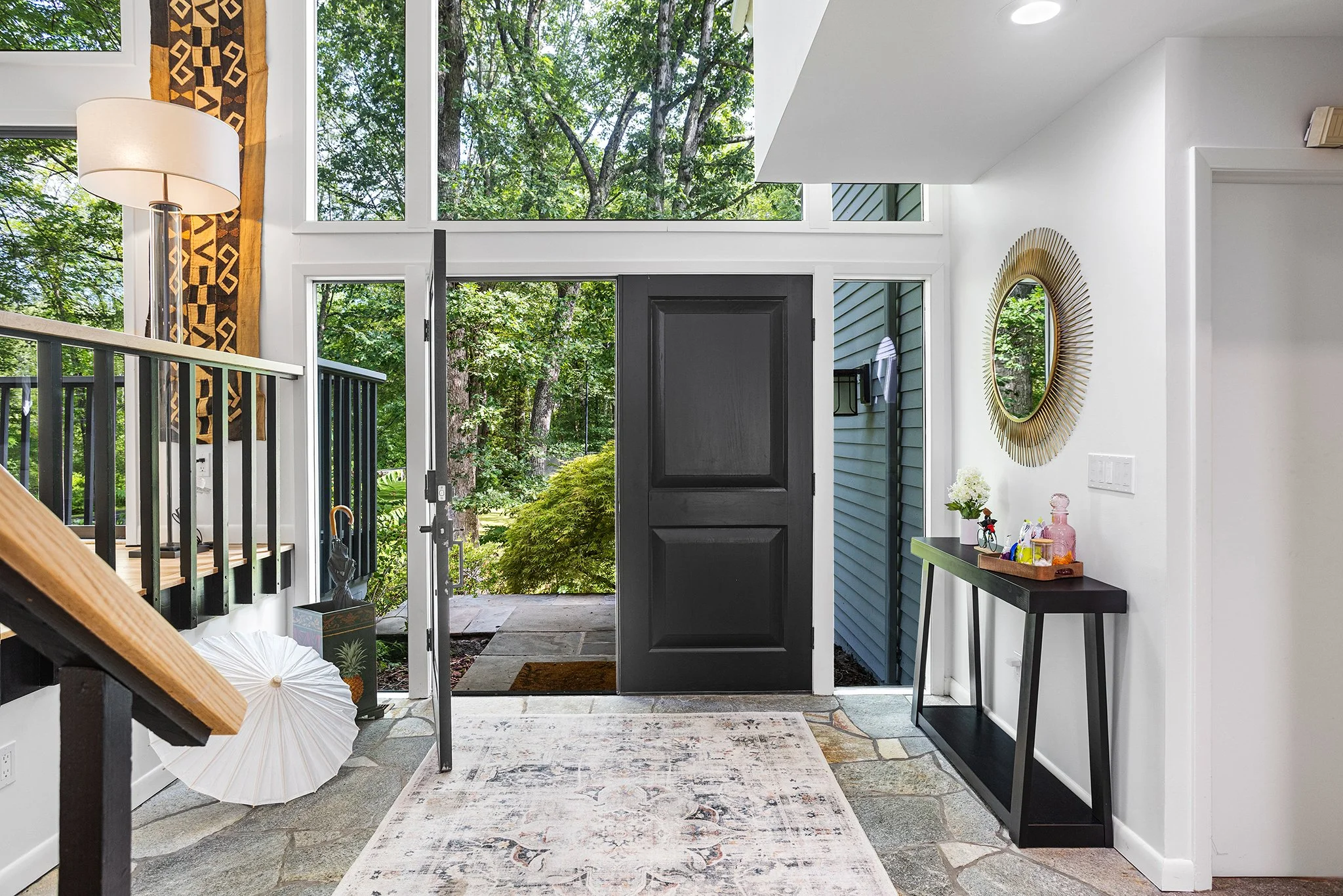 Foyer_335-Georgetown-Road-Weston-CT-5.JPG