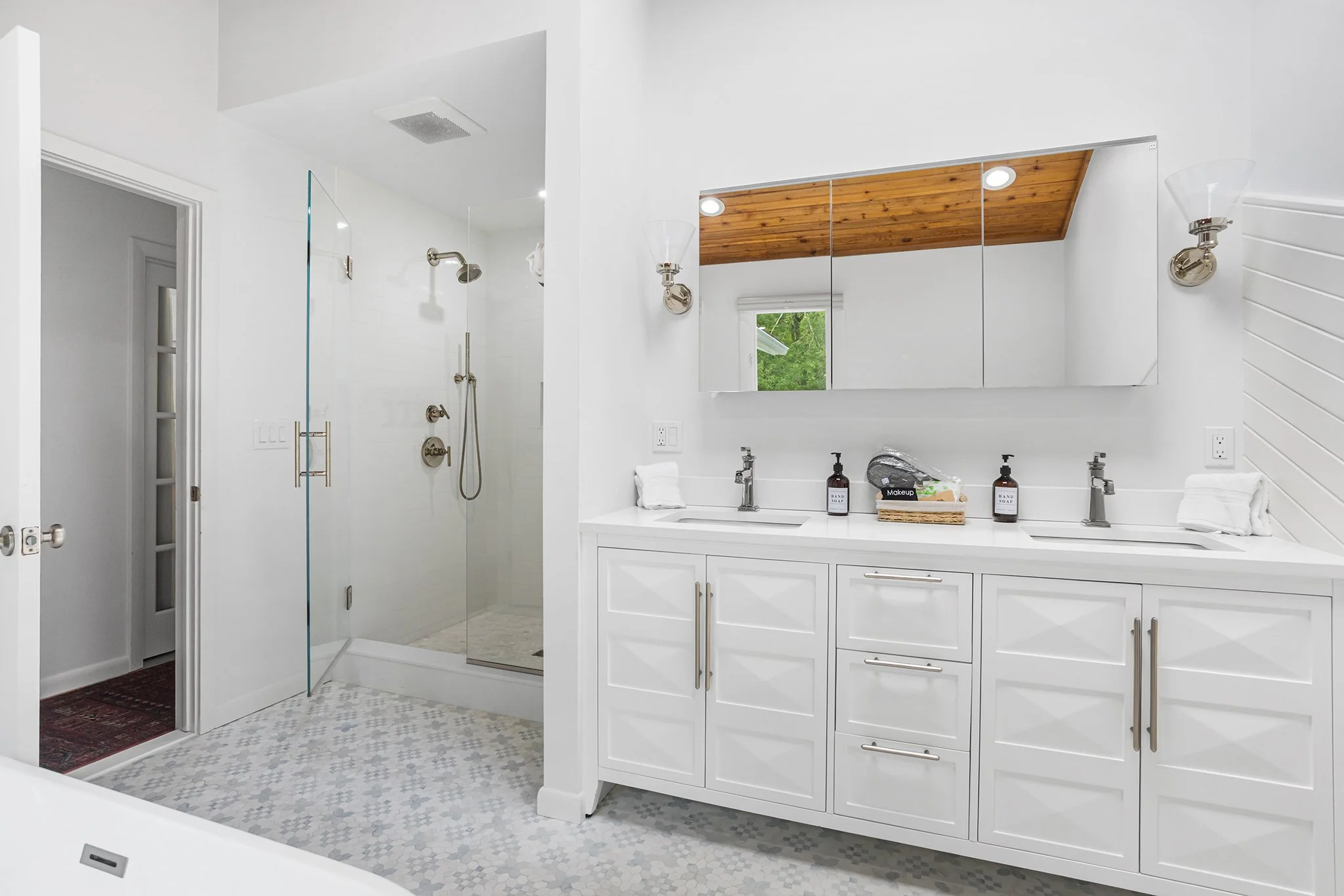 Bathroom_335-Georgetown-Road-Weston-CT-32.JPG