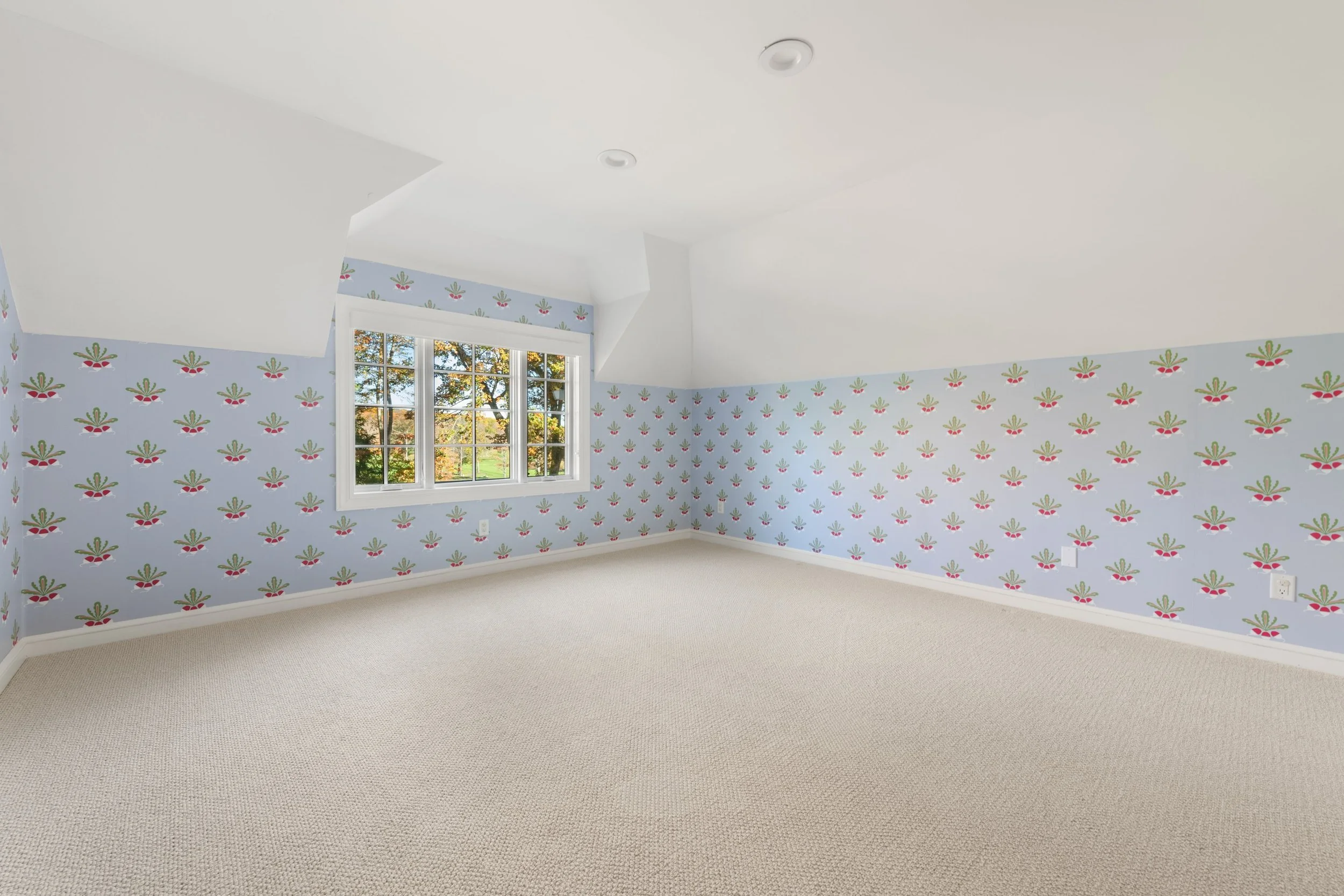 Bedrom_058-3MayflowerLane-Weston-CT-06883-SMALL.jpg