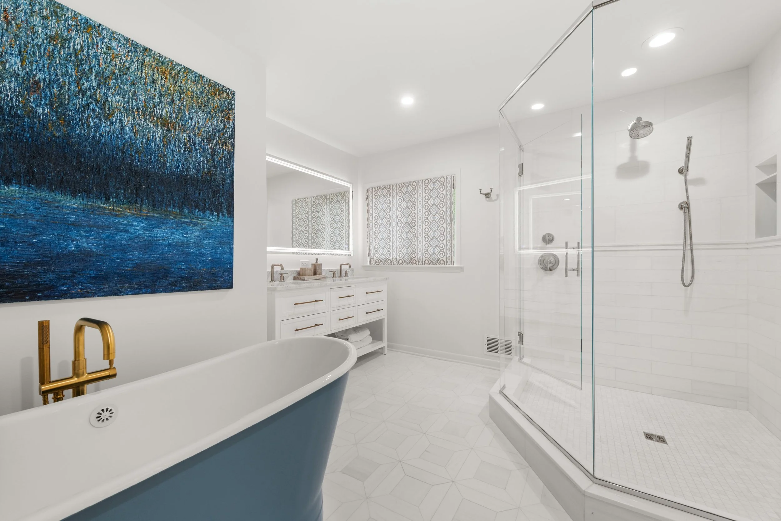 Primary-bath_005-335GeorgetownRoad-Weston-CT-06883-SMALL.jpg