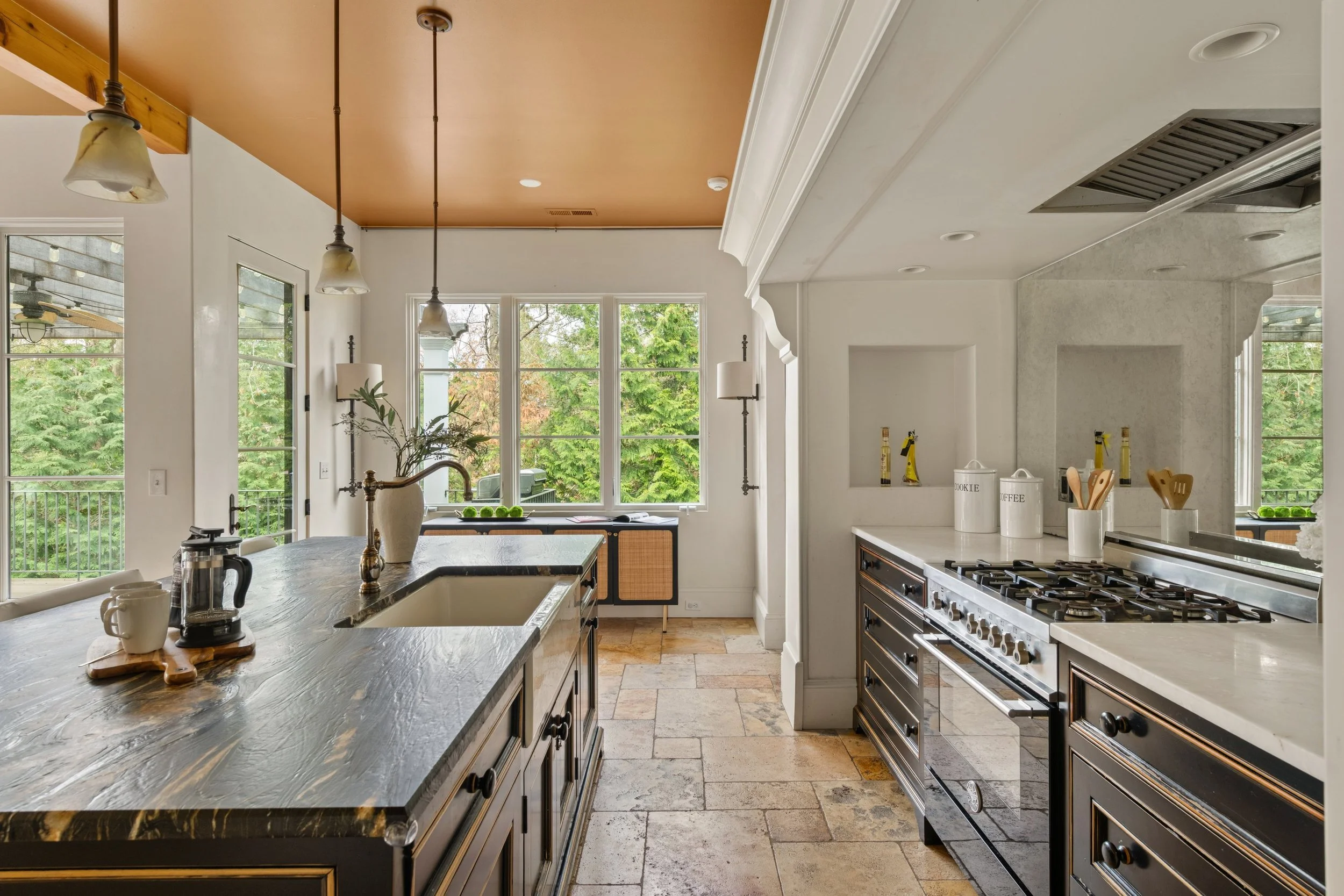 Kitchen_038-15CrossHighway-Westport-CT-06880-SMALL.jpg