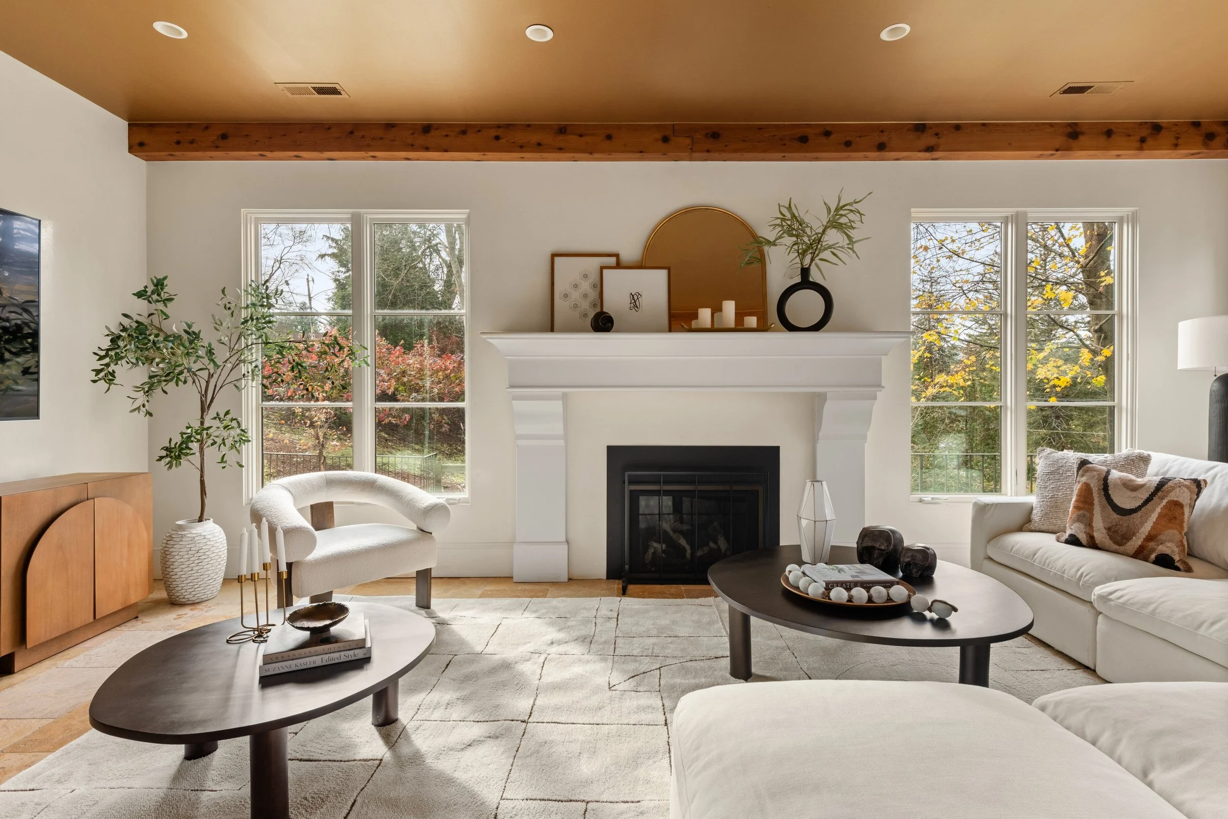 Living-room-fireplace_030-15CrossHighway-Westport-CT-06880-SMALL.jpg