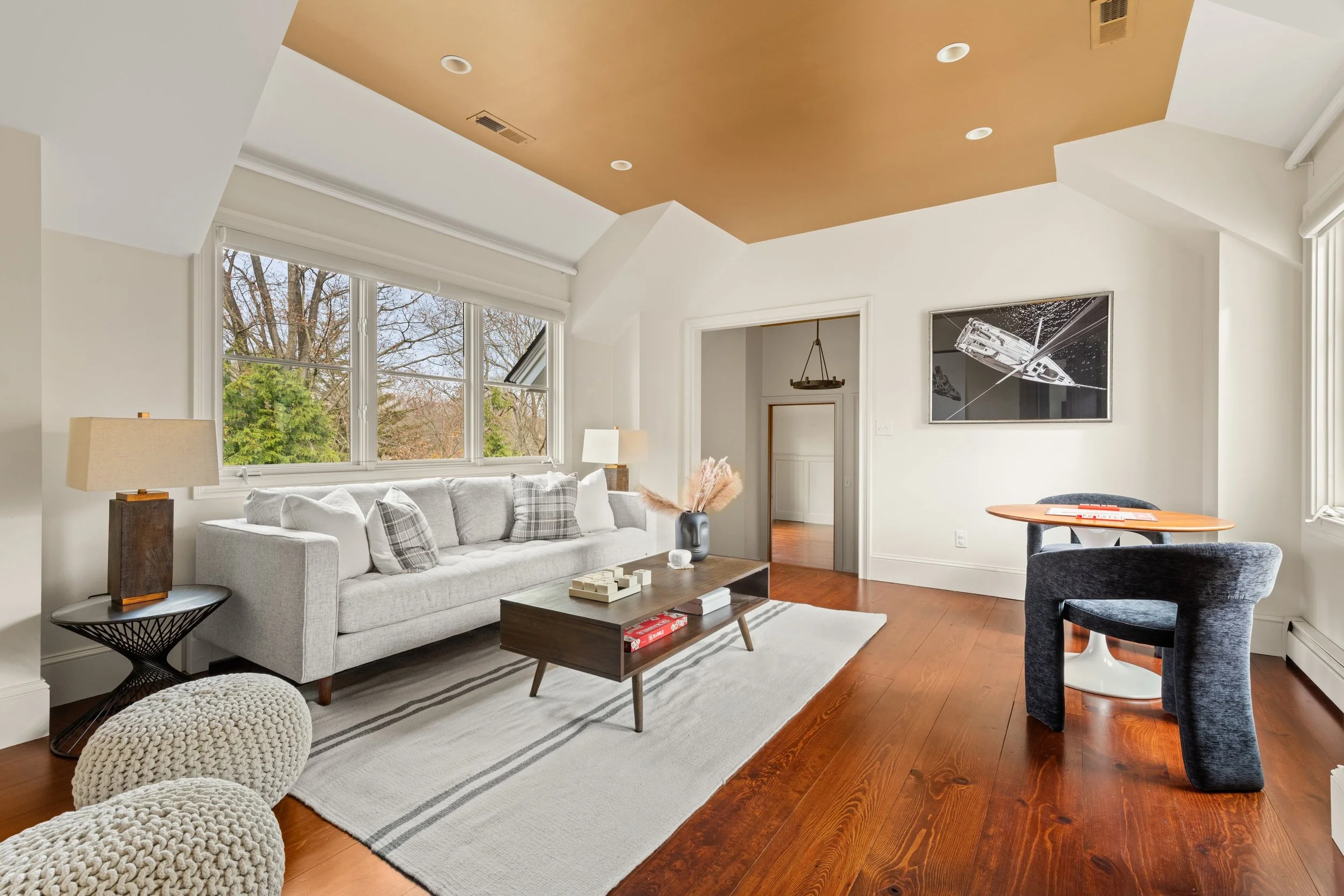 Upstairs-lounge_054-15CrossHighway-Westport-CT-06880-SMALL.jpg