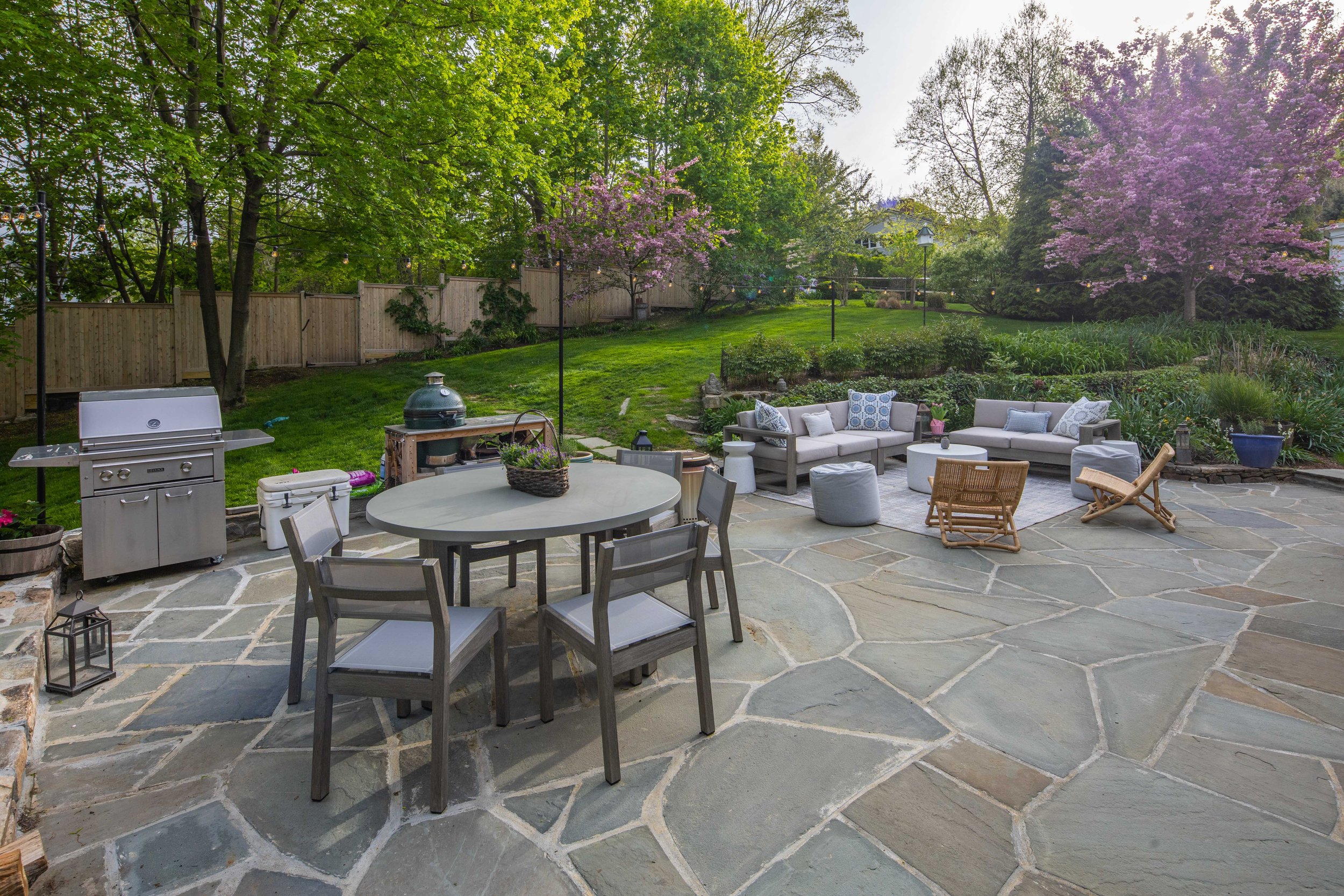 Backyard-dining_15 Wright St, Westport, CT 06880-205.jpg