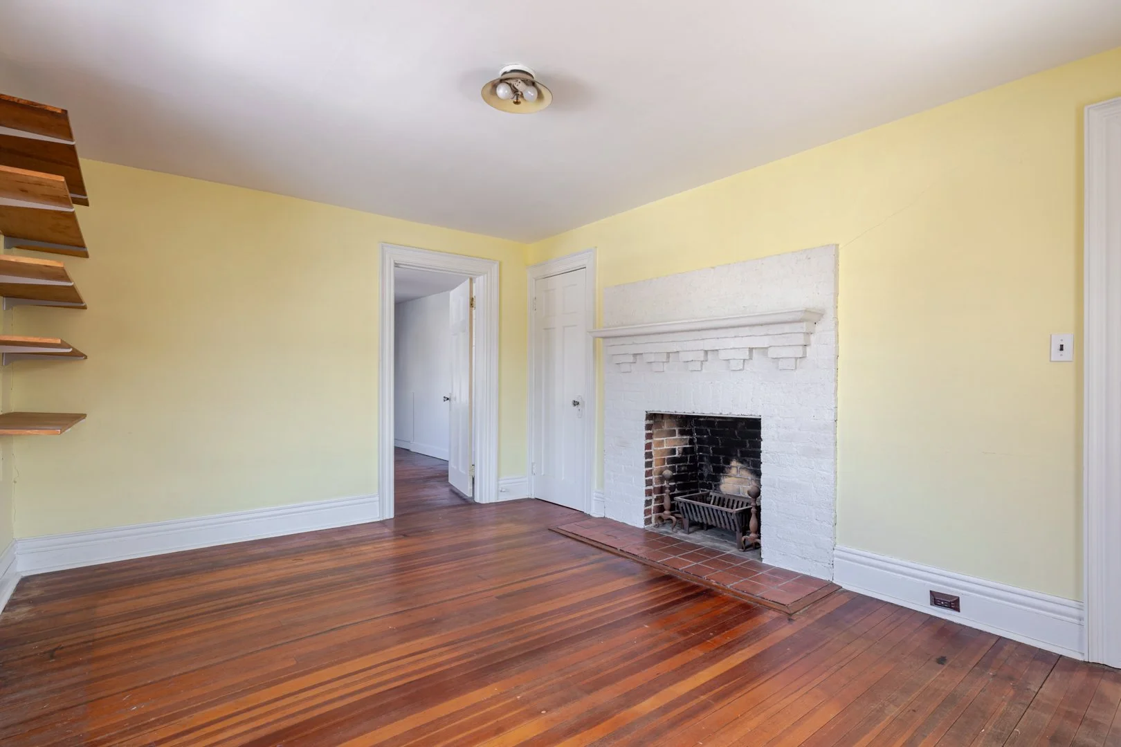Second-floor-bedroom-fireplace-27-Owenoke-Park-Westport-CT_29.jpg