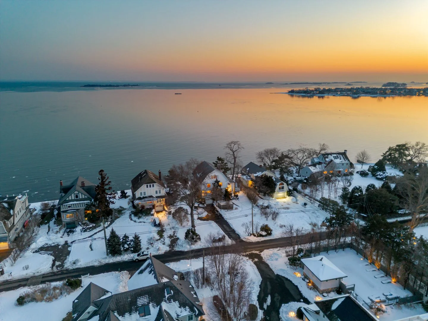 Twilight-aerial-to-saugatuck-shores-27-Owenoke-Park-Westport-CT_T1.jpg