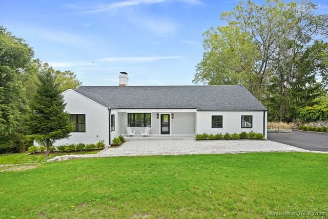30 Cavalry Road, Westport
