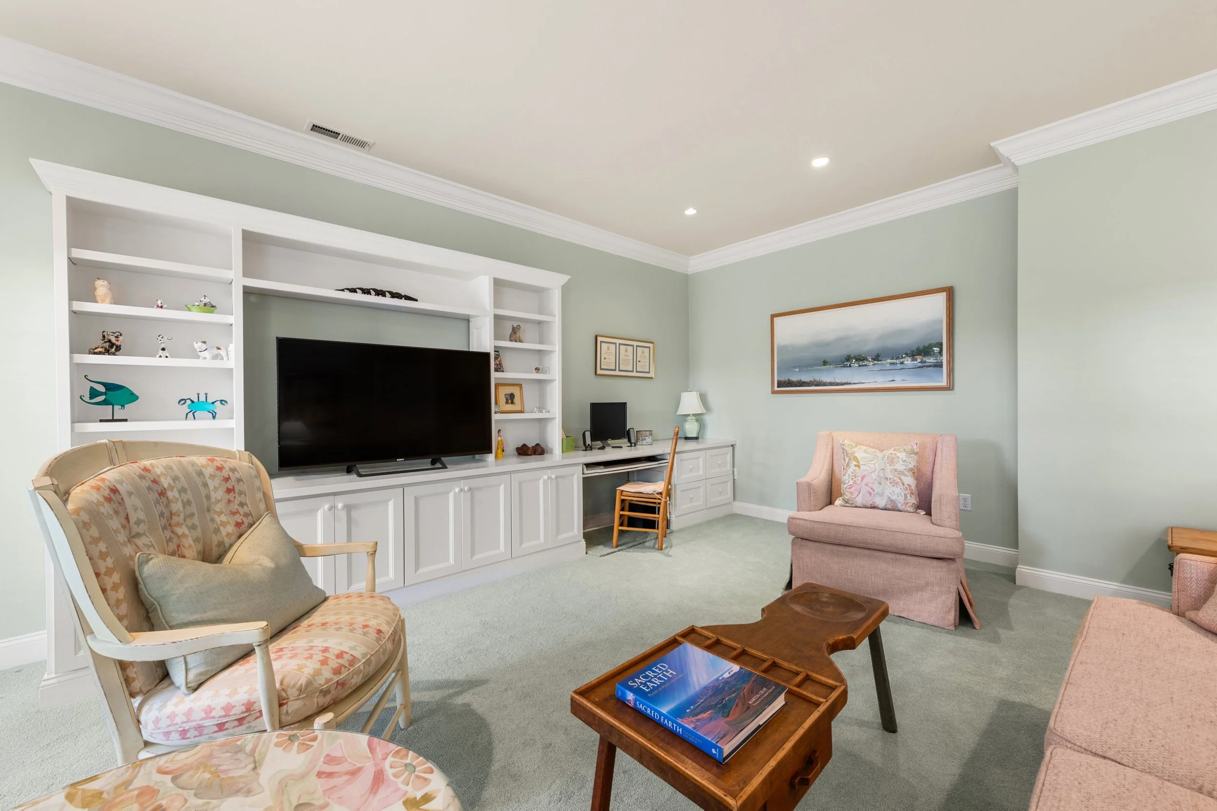 Family-room-70-Southport-Place-Fairfield-CT_037.jpg