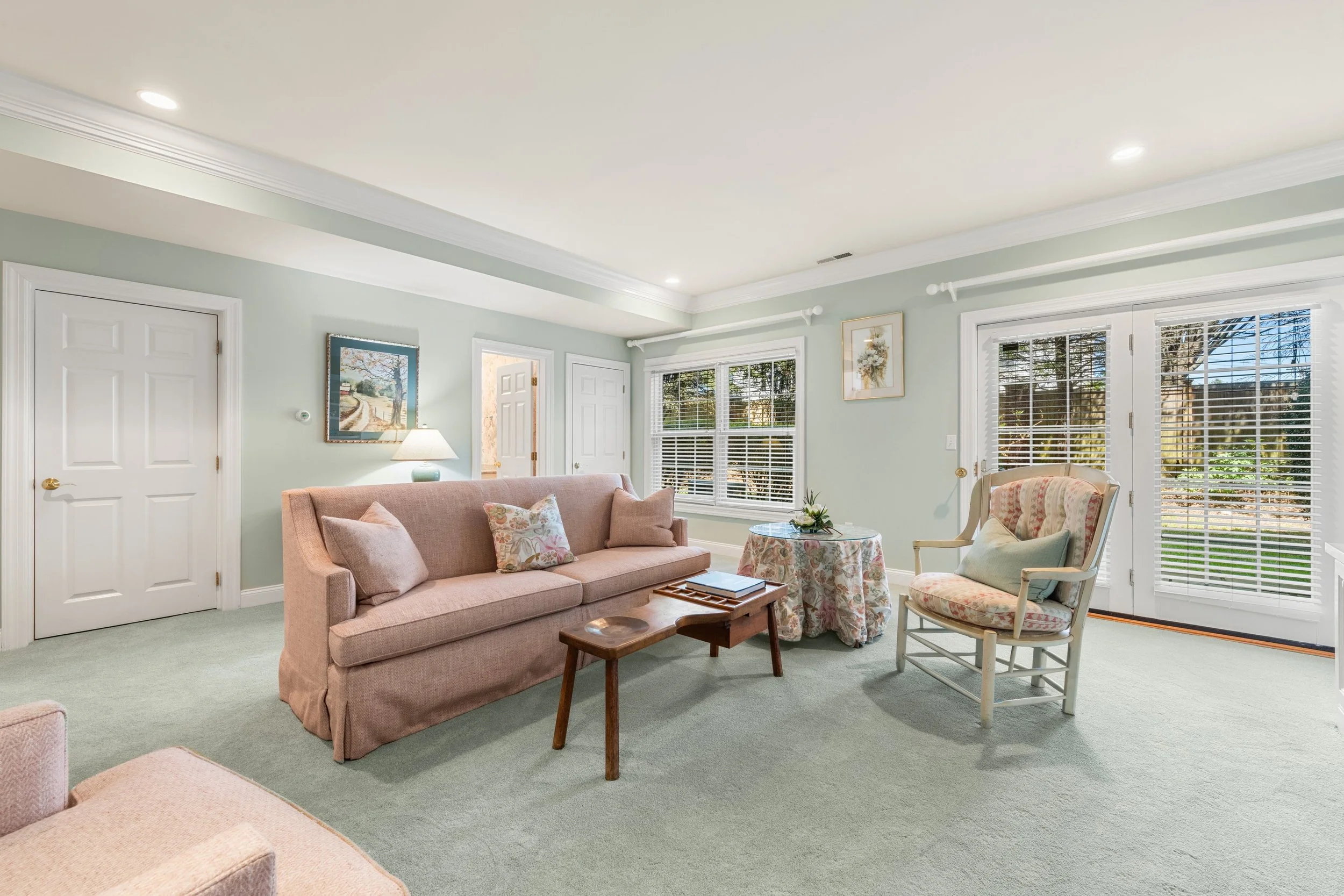 Family-room-70-Southport-Place-Fairfield-CT_038.jpg