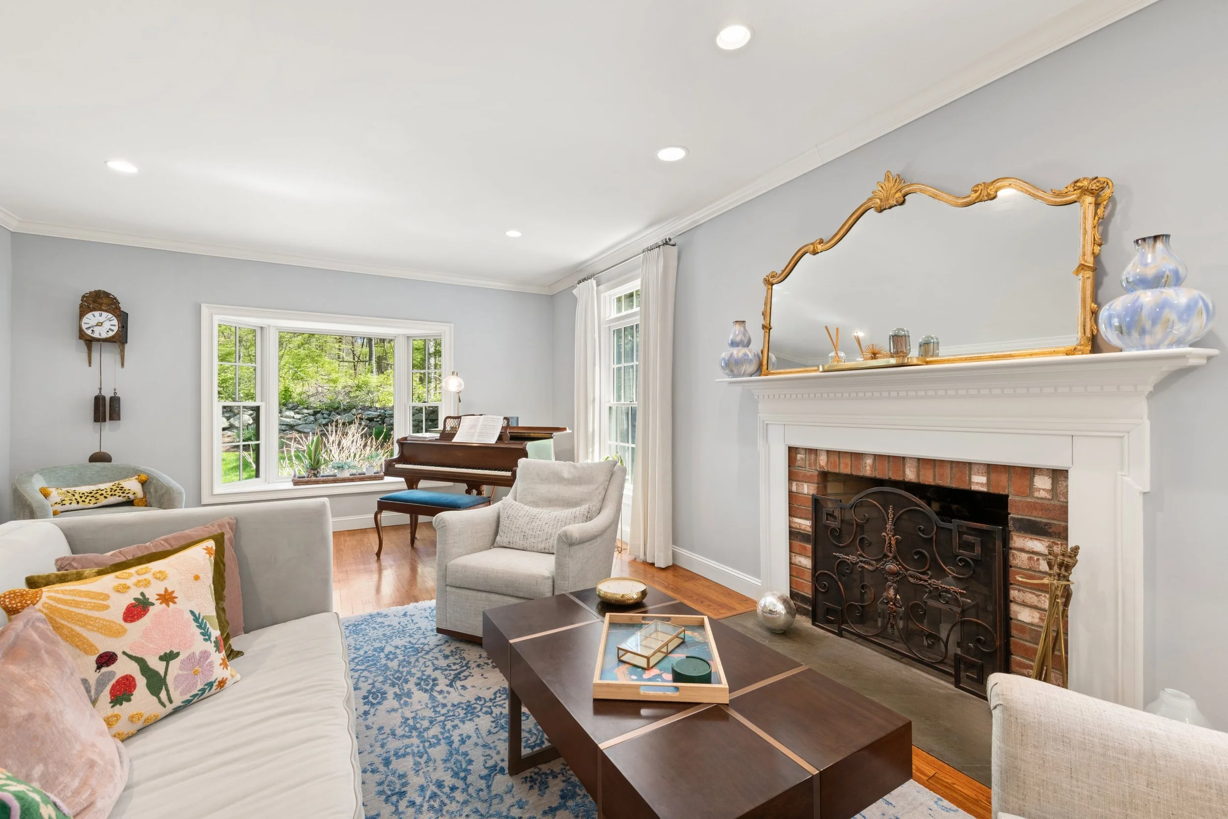 Living-room-fireplace-21-Timber-Mill-Lane_weston-CT_017.jpg