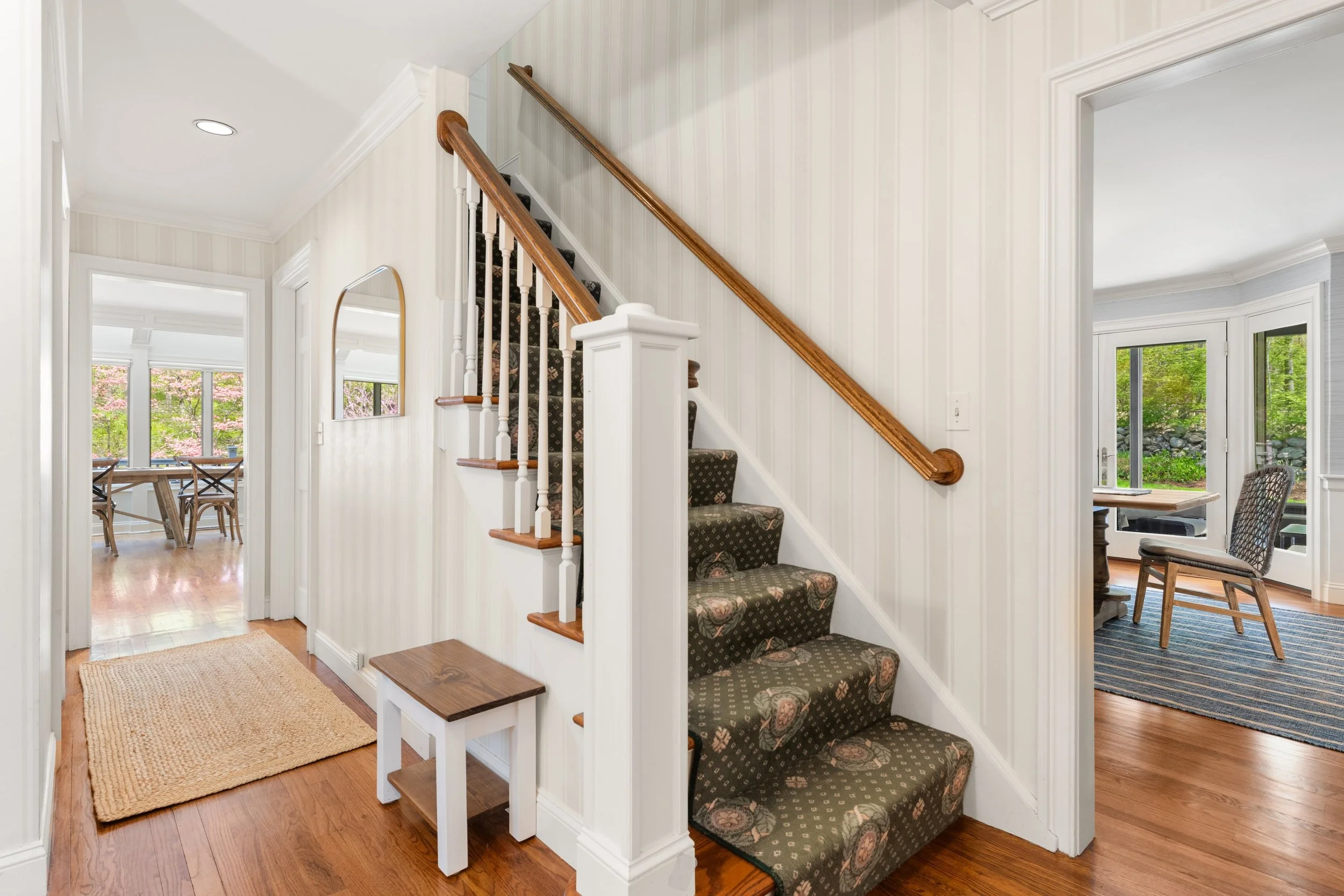 Upstairs-21-Timber-Mill-Lane_weston-CT_015.jpg