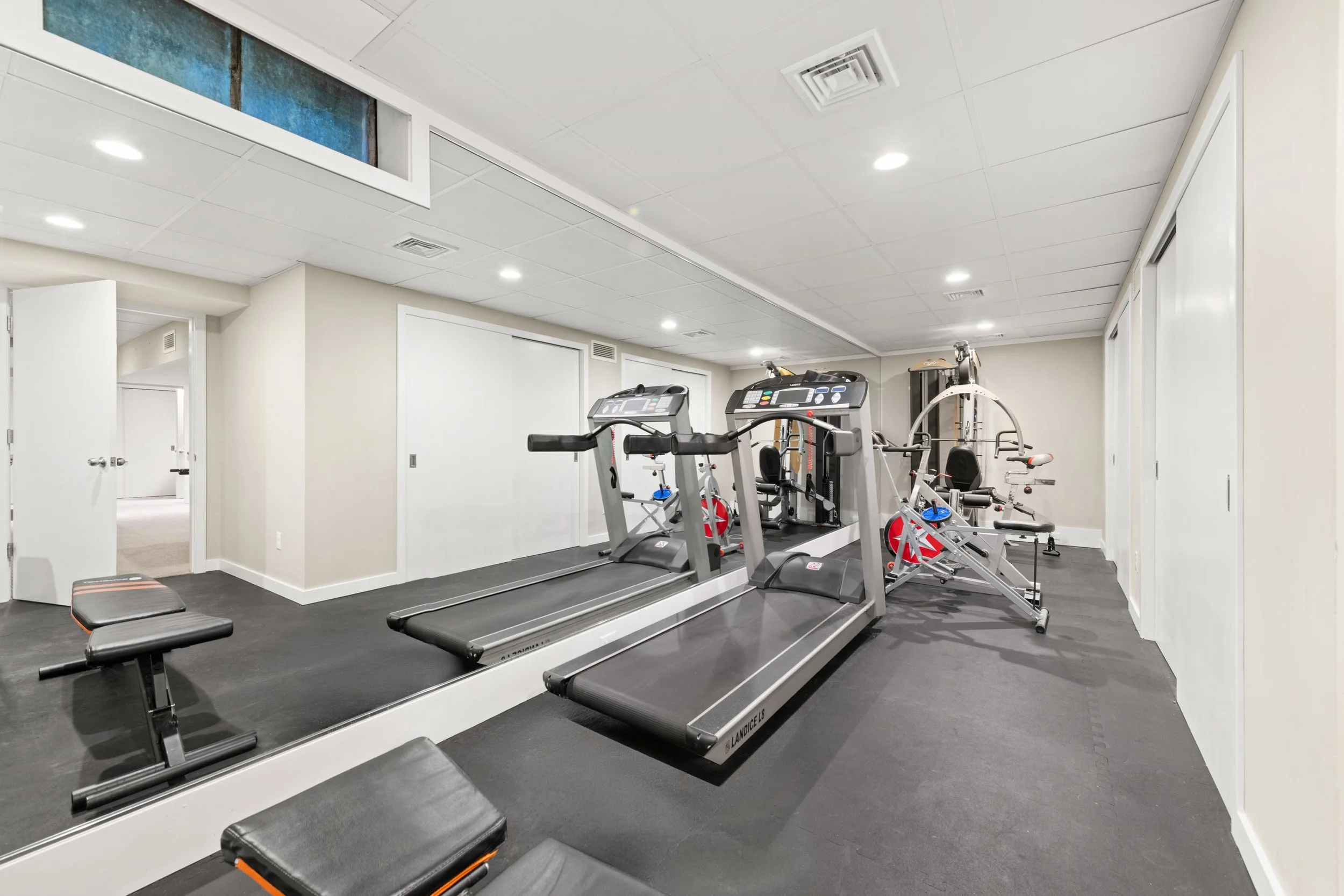 Lower-level-home-gym-21-Timber-Mill-Lane_weston-CT_056.jpg