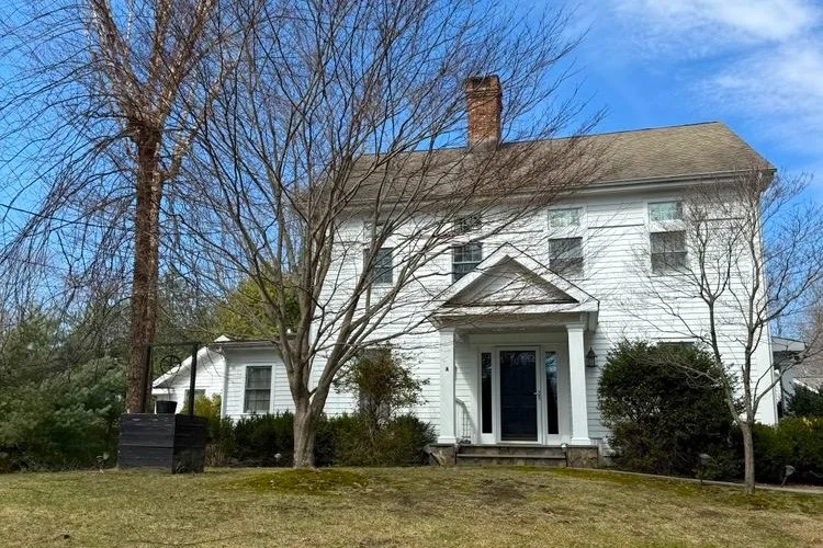 115A Old Road, Westport