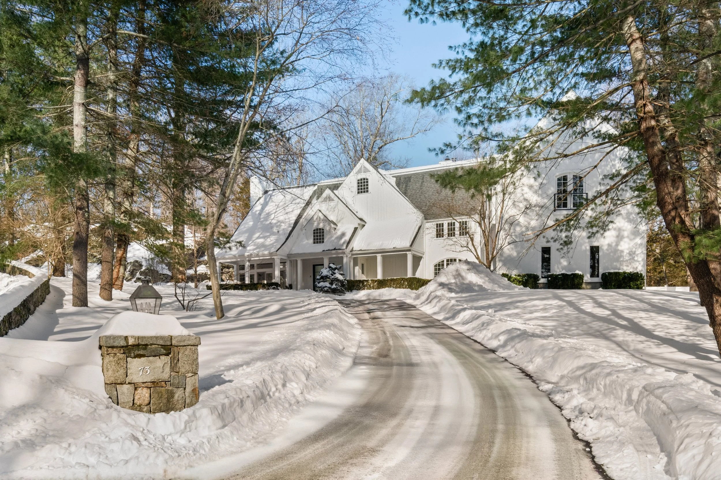 73 Cavalry Road, Weston