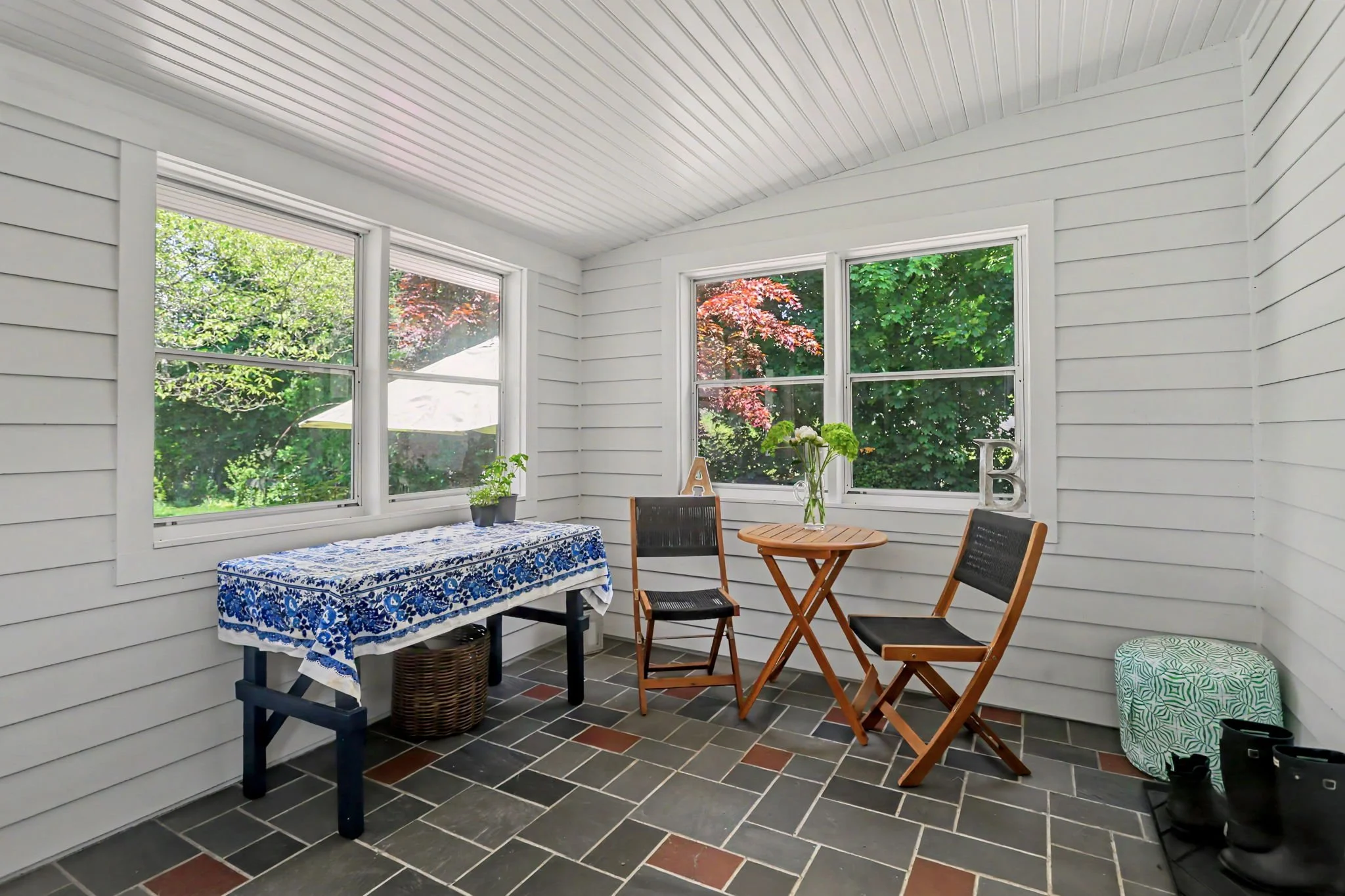 12-Sunrise-Road-Westport-CT_20-Sunroom.jpeg