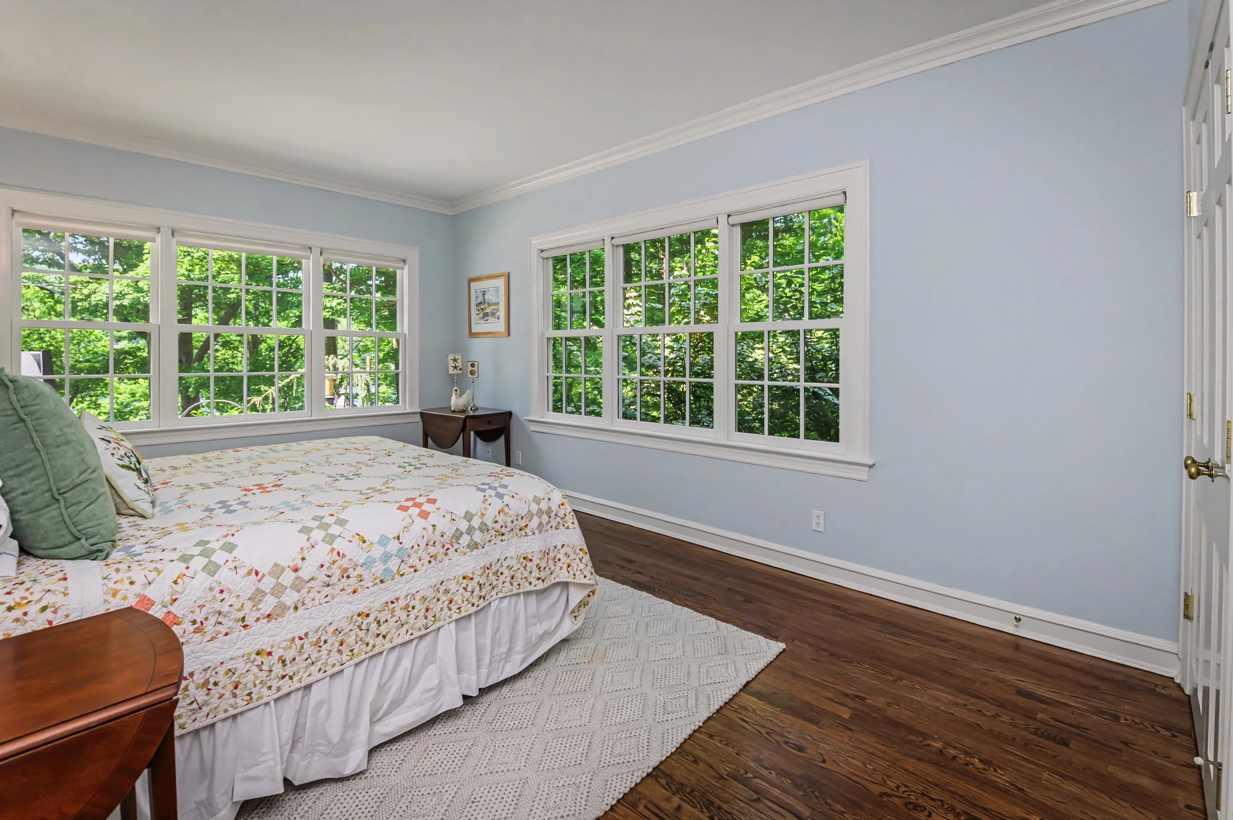 25-Pond-Road-Ridgefield-CT_JJG_0260-Bedroom-views.jpg