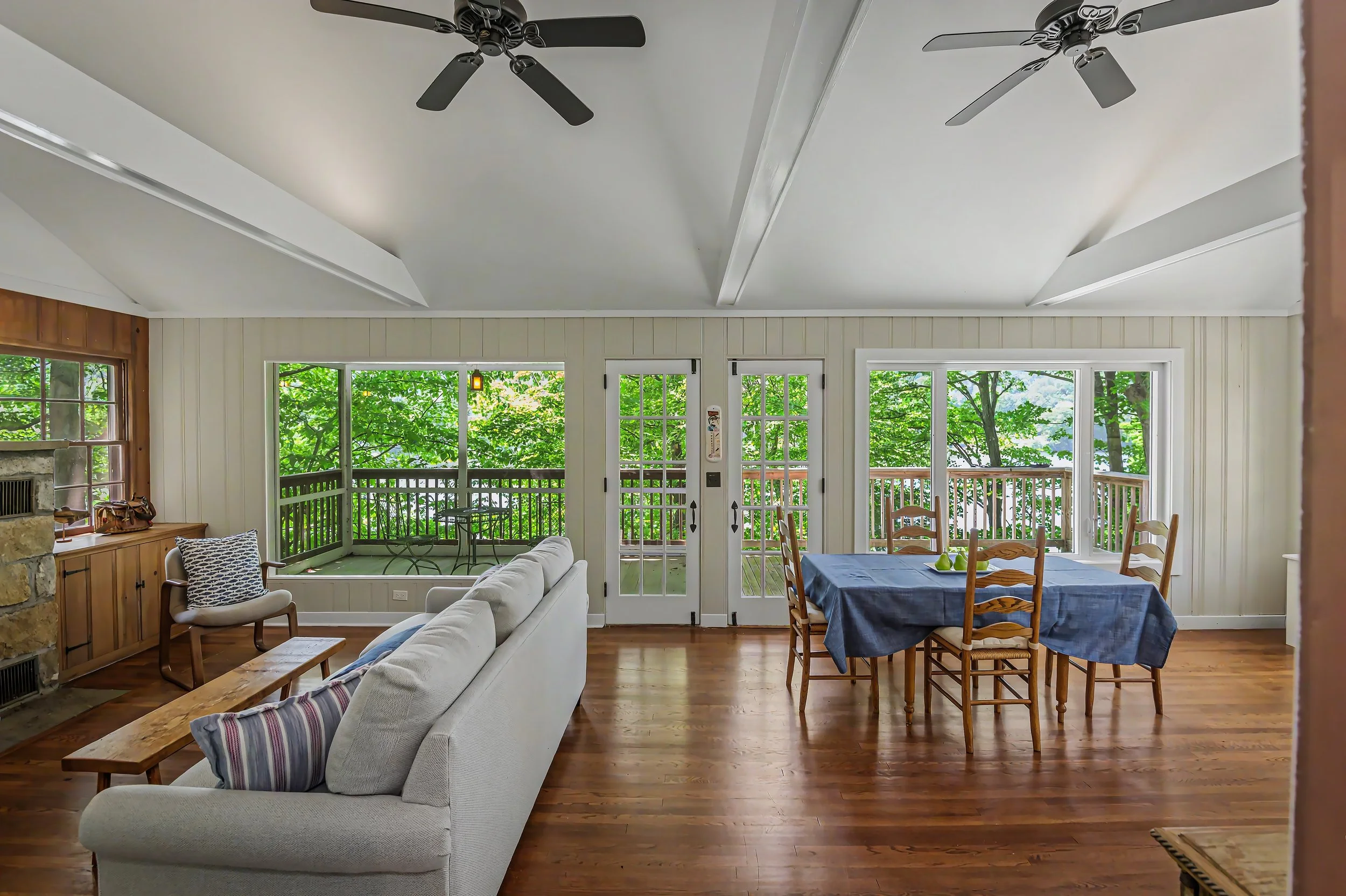 25-Pond-Road-Ridgefield-CT_JJG_0376-cottage-views.jpg