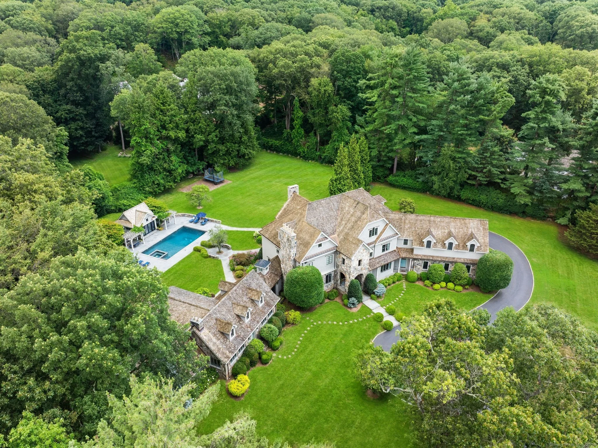 9 Greenbrier Road, Westport