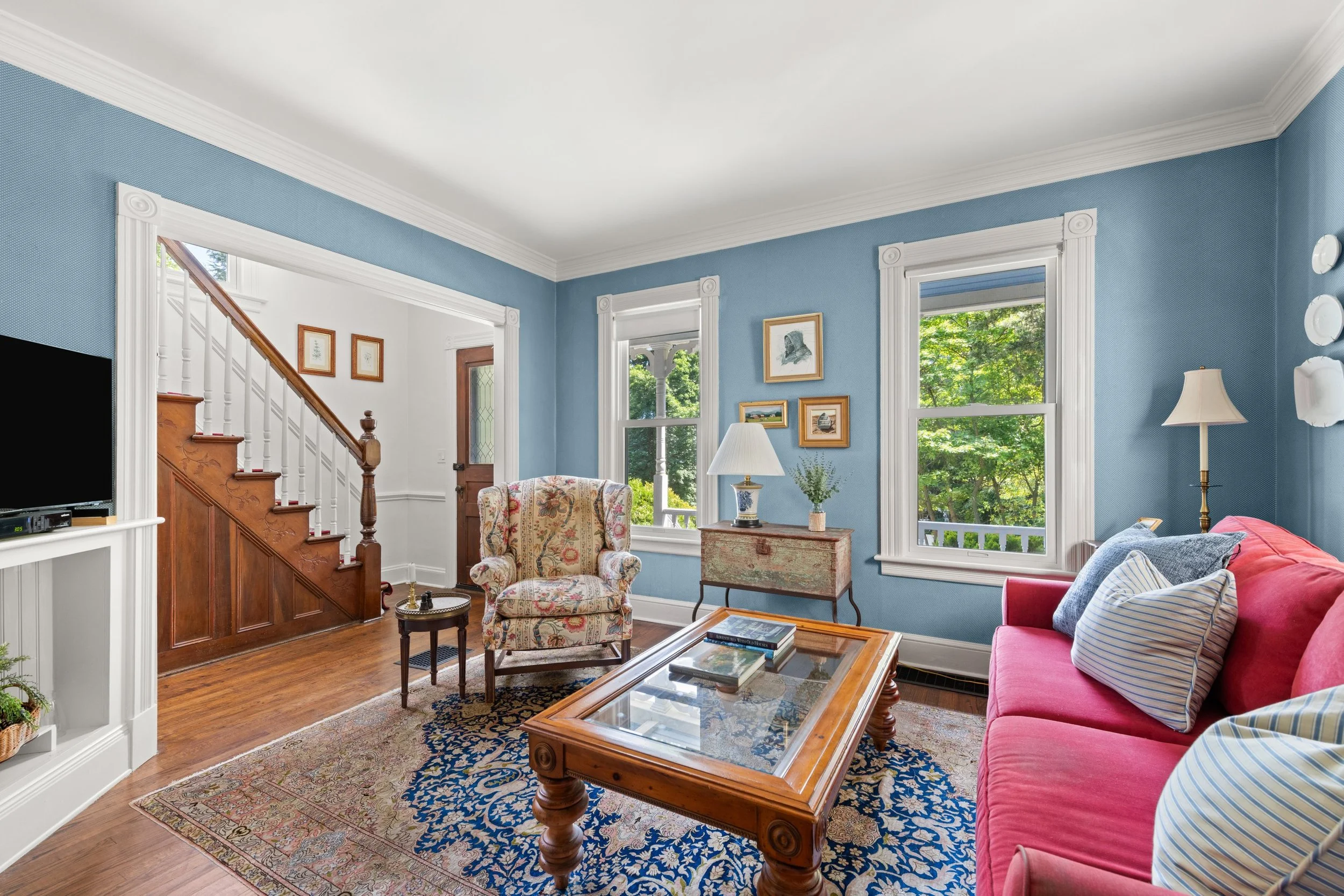 Living-room-170-New-Canaan-Avenue-Norwalk-CT_038.jpg