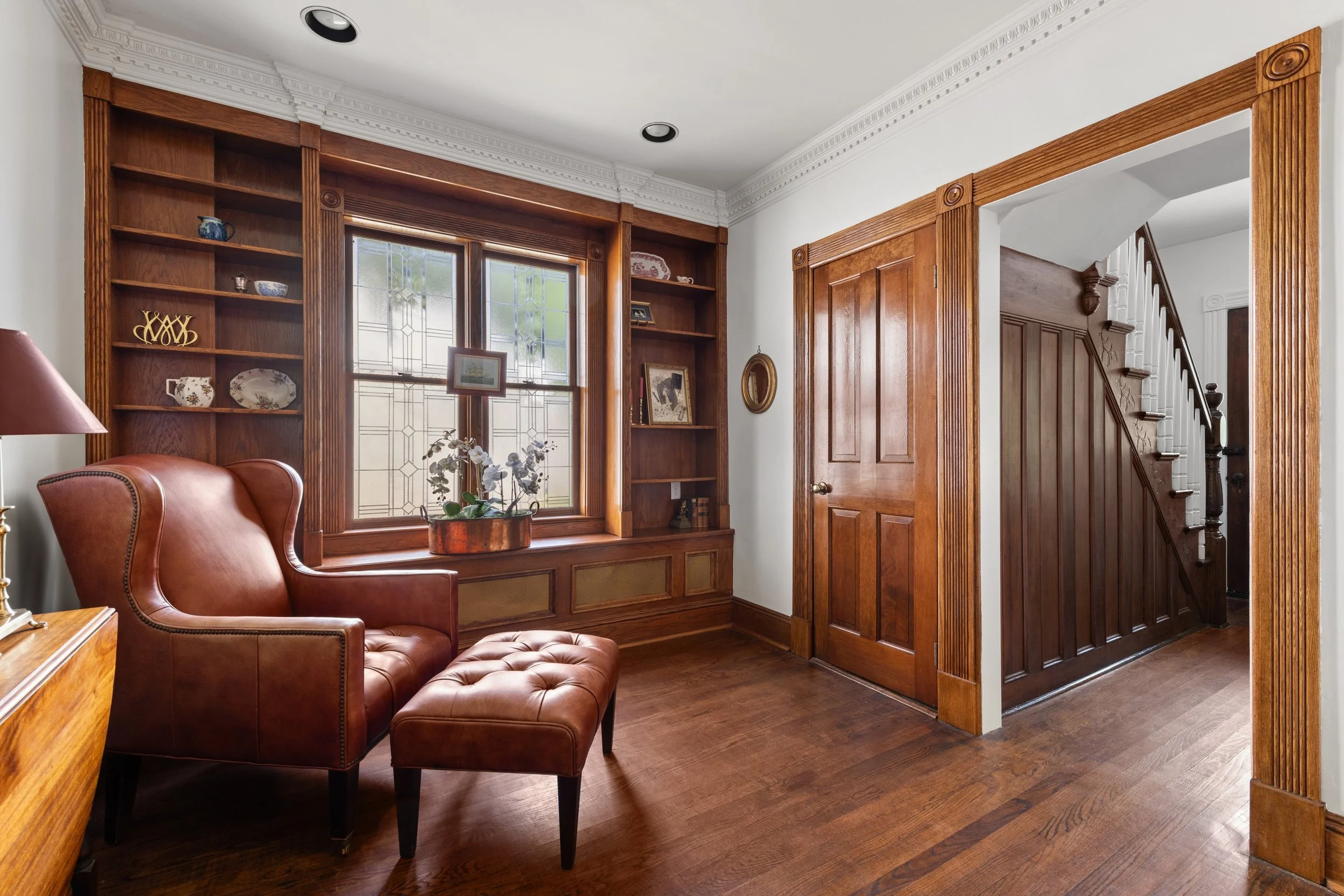 Sitting-room-170-New-Canaan-Avenue-Norwalk-CT_042.jpg