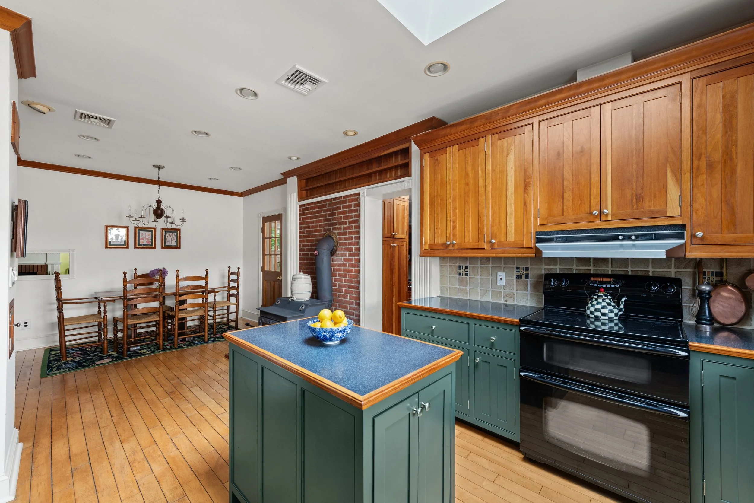 Kitchen-170-New-Canaan-Avenue-Norwalk-CT_059.jpg