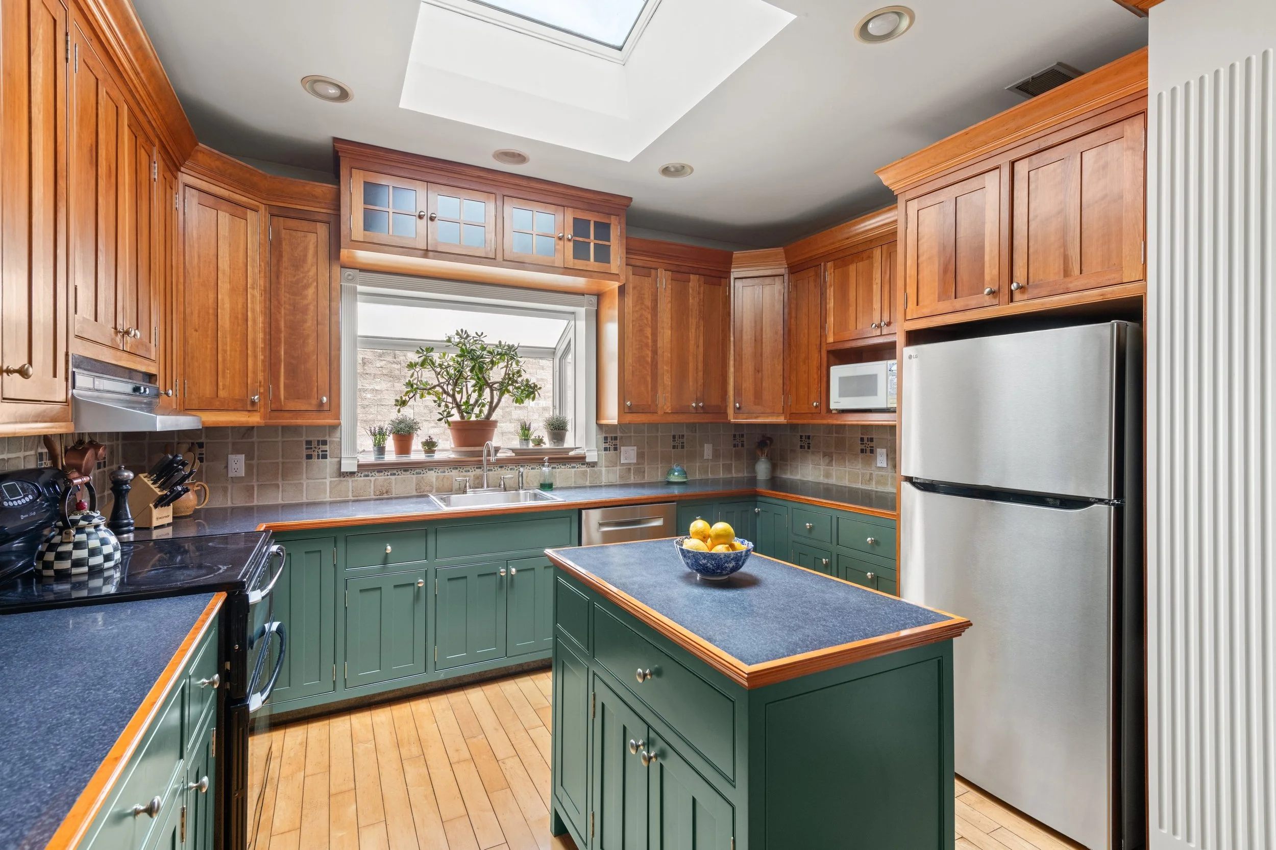 Kitchen-170-New-Canaan-Avenue-Norwalk-CT_057.jpg