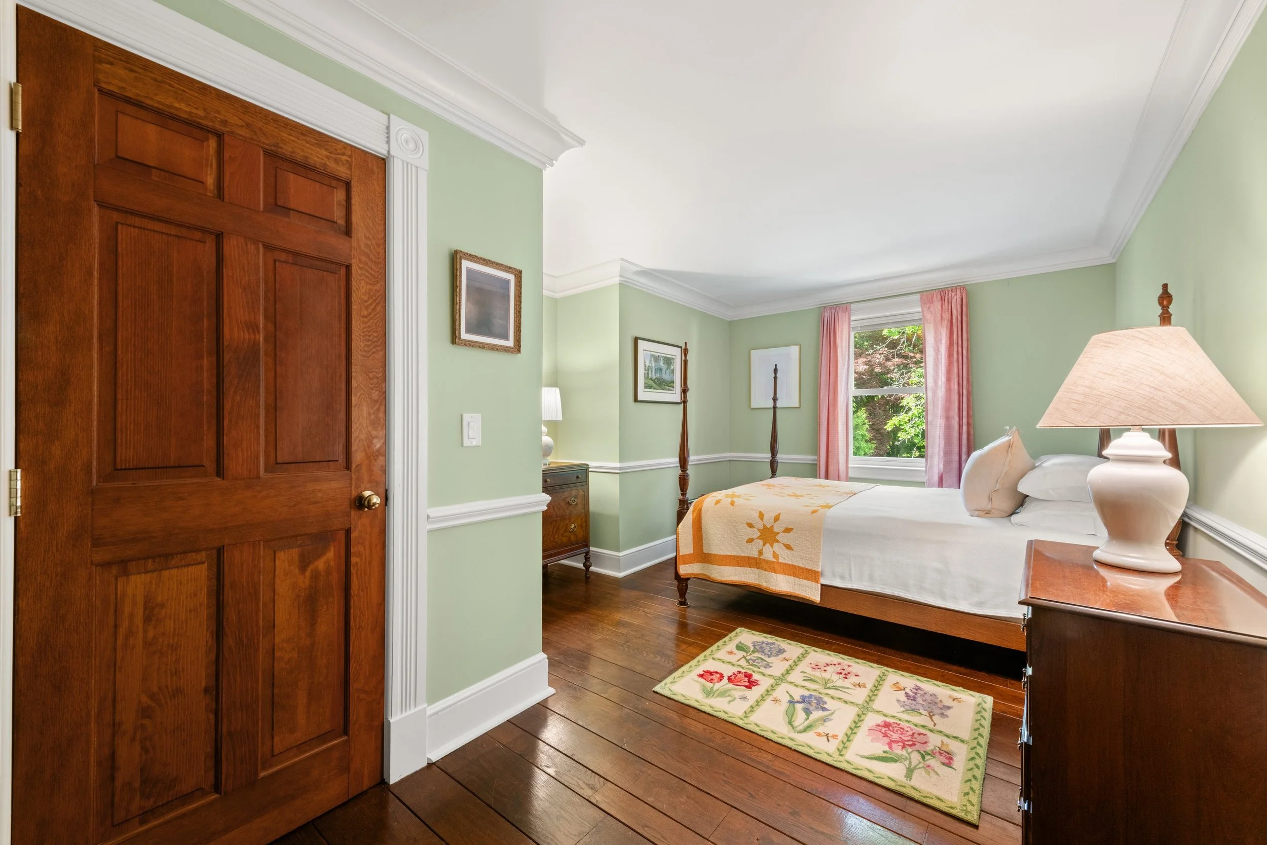 Guest bedroom-170-New-Canaan-Avenue-Norwalk-CT_070.jpg